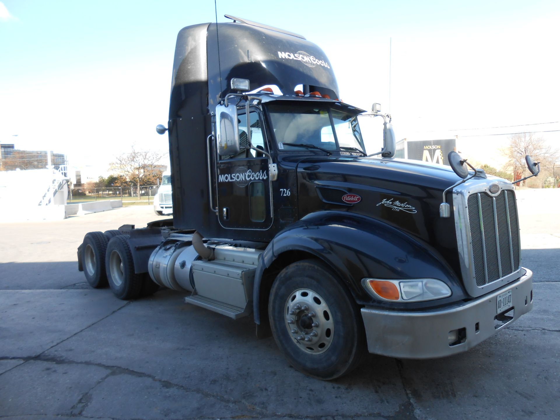 2011 Peterbilt 6X4 DAY CAB TRUCK, model 386 chassis 8070 kg weight with Cummins ISX15 485 diesel (