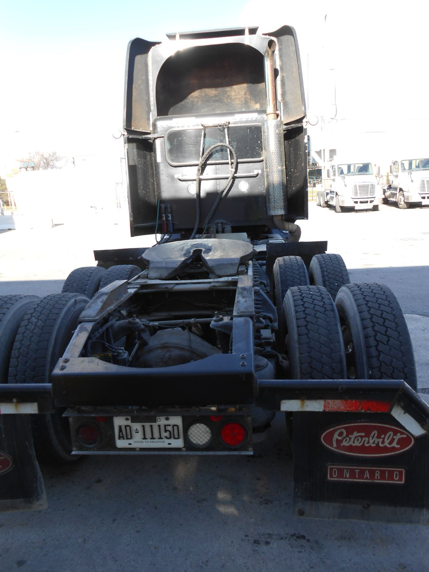 2011 Peterbilt 6X4 DAY CAB TRUCK, model 386 chassis 8070 kg weight with Cummins ISX15 485 diesel ( - Image 5 of 15