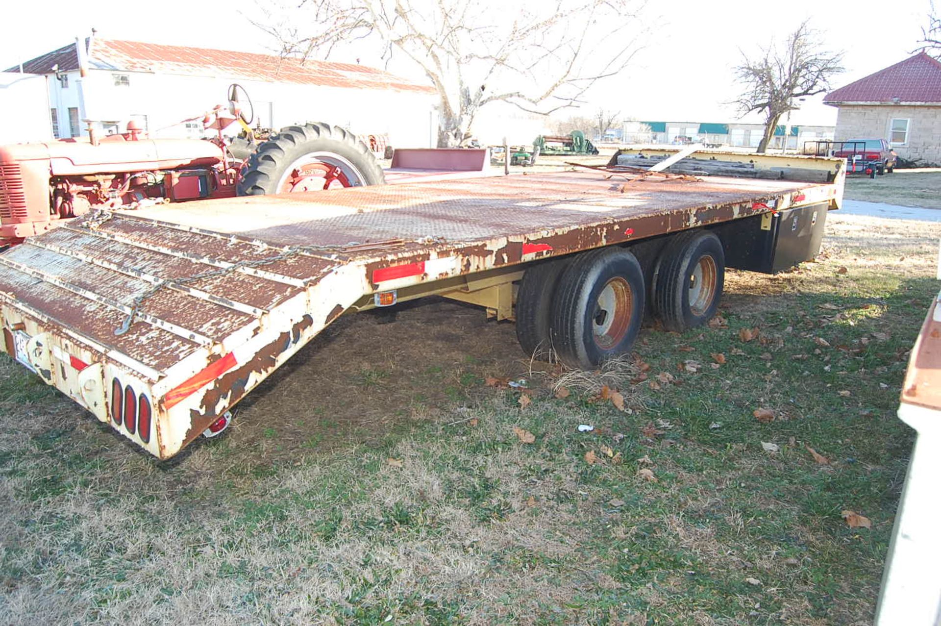Mohmtrailer Trailer, Steel Deck, ID # 0I3503, 20 ft. Length w/3 ft. Dovetail, Towing, 25/16WF/, - Image 3 of 3