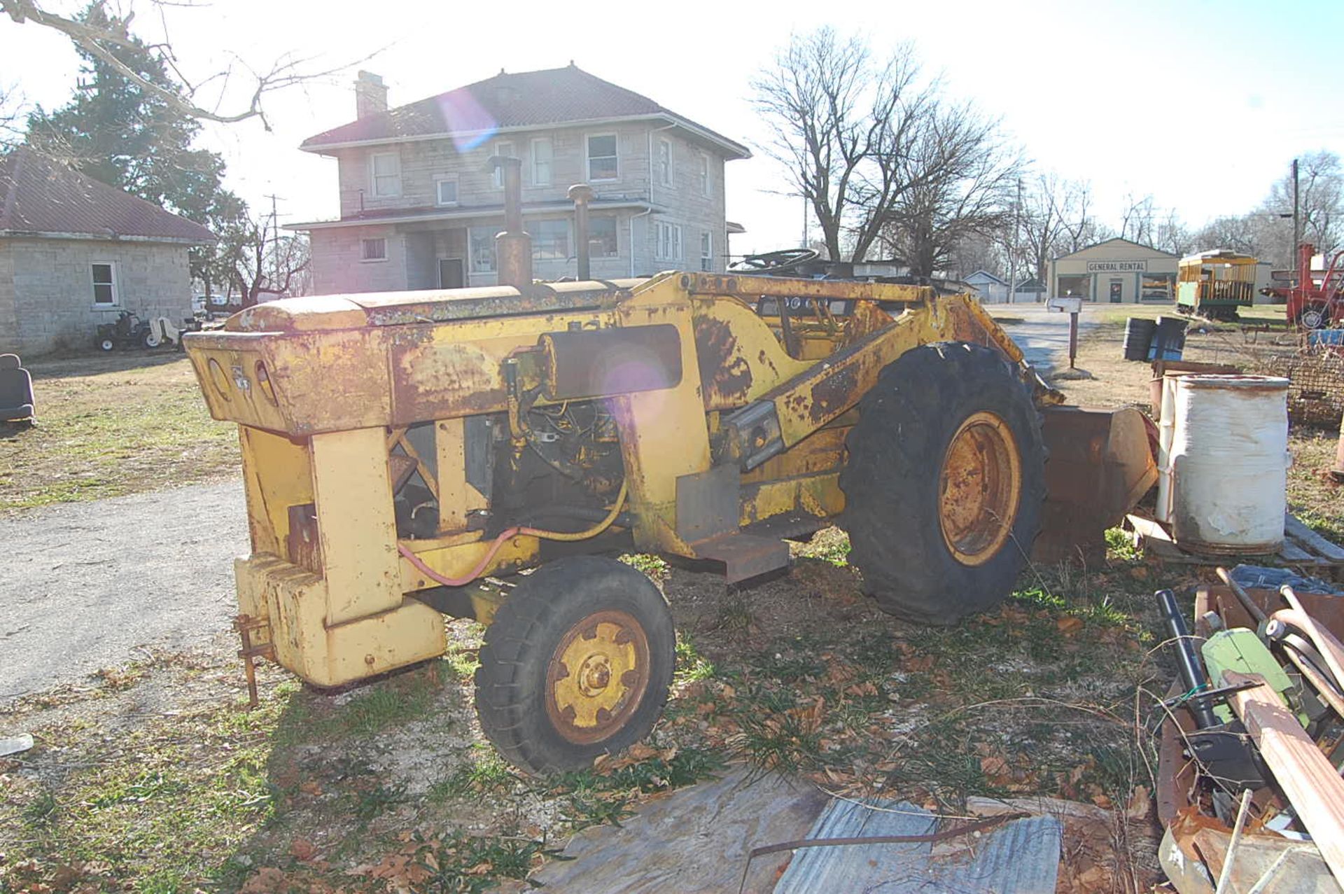 Massey Ferguson Model #1001S Front End Loader, Diesel, 80 in. Wide Bucket, SN 1588 - Image 3 of 4