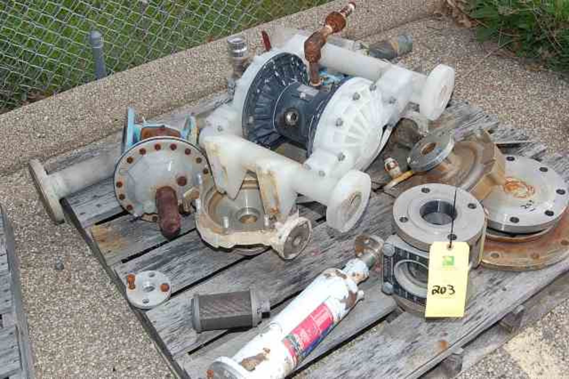 (1) Diaphragm Pump (Believed Wilden), Assorted SS Flanges & Valves