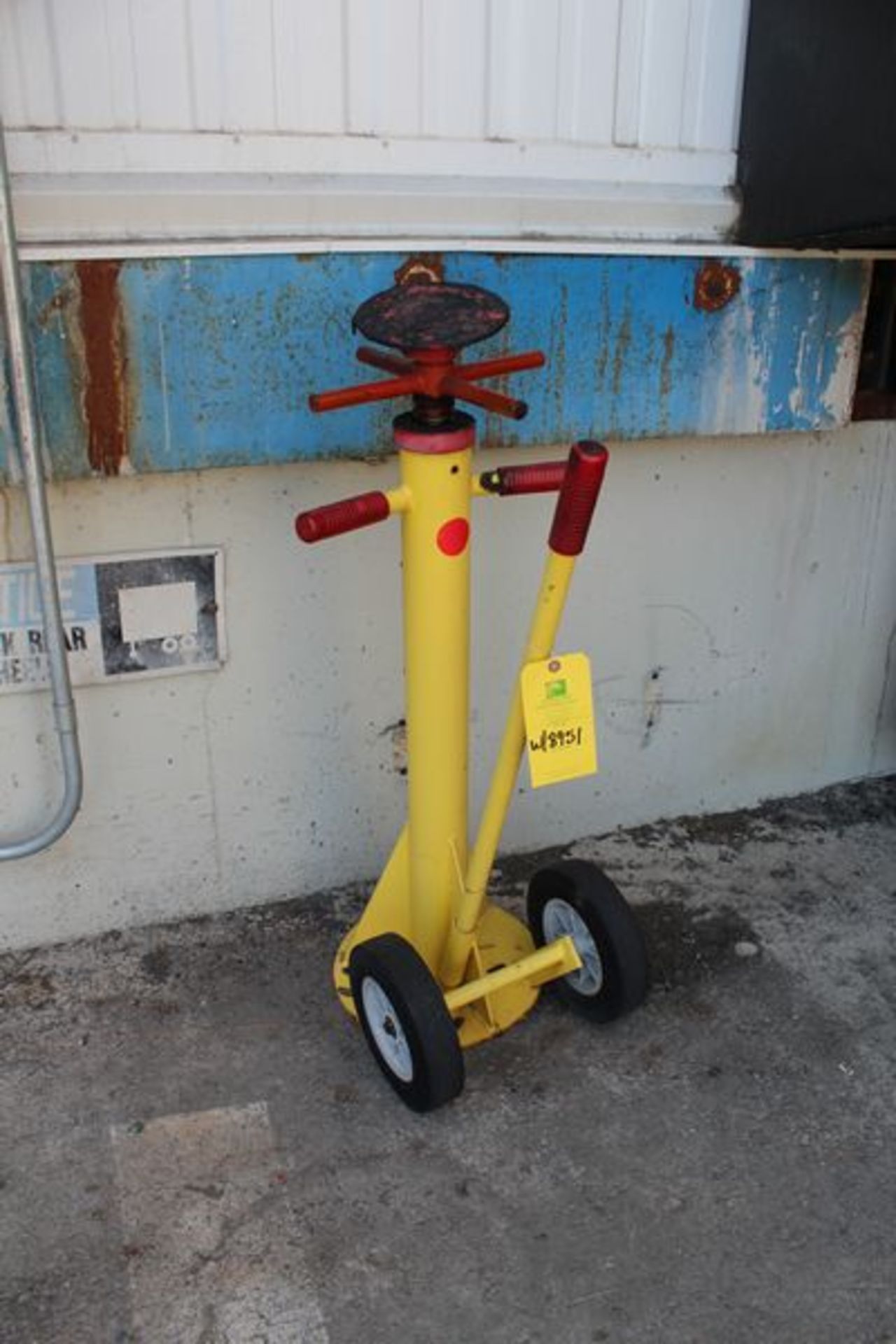 Lot of (7) Trailer Stabilizers, (Outside Bond Docks) | (Warehouse A) - Image 3 of 7