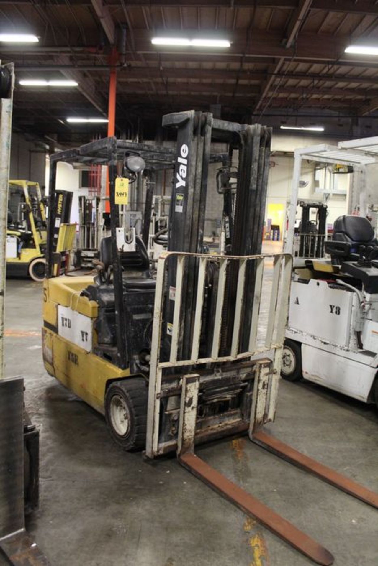 Yale, 4000 LB, Cushion Tire, Electric Forklift, M# ERP040TFN36SE082, Triple Mast, Side Shift,