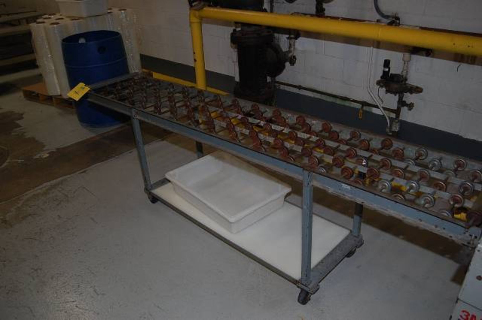 Skate Conveyor, 8 ft. Length Mounted on 4-Wheel Base RIGGING FEE: $25