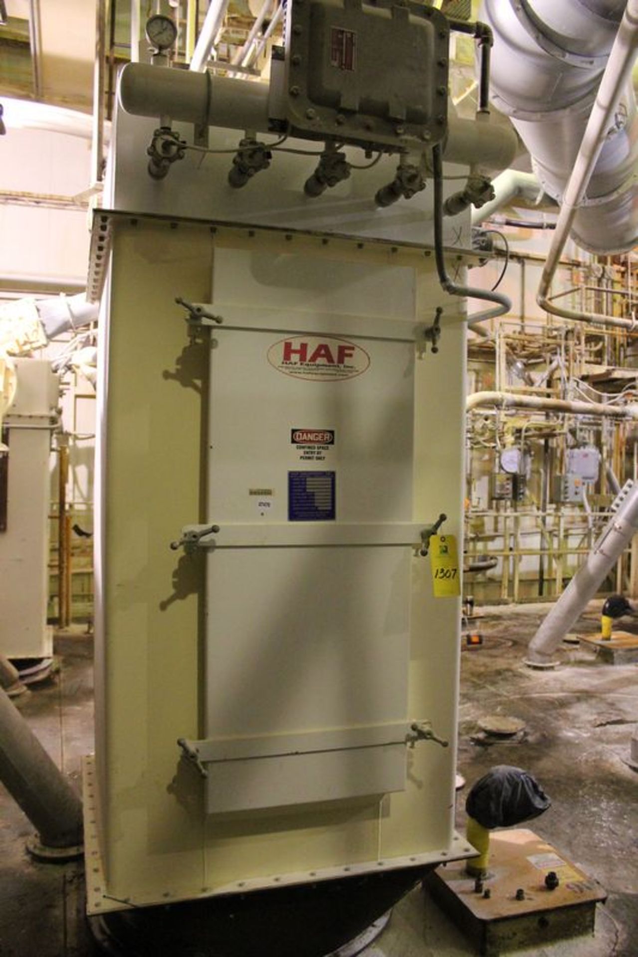 HAF Equipment Dust Collector, M# 58 BV25 | (CP1 Fifth Floor)