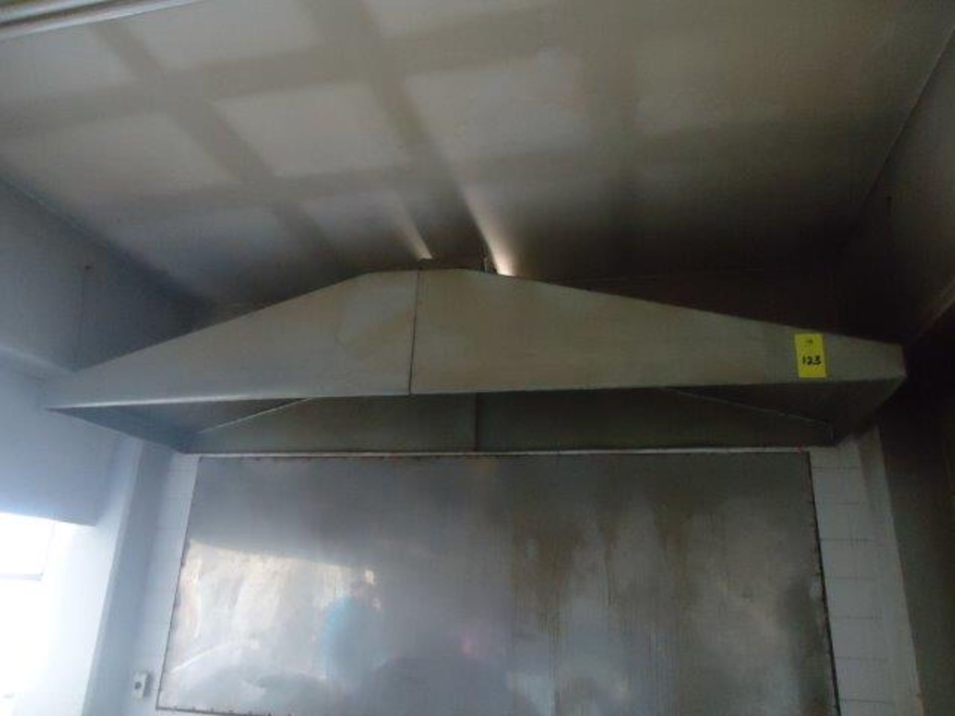 1 Kitchen hood.(1 Campana para cocina.)