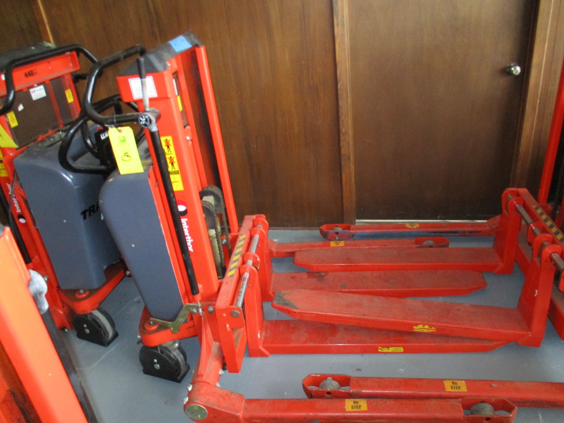 Interthor Electric Pallet Lift, Model TPS22MEB, SN 083E14062278ETPS, 2200 lb. Capacity, LOADING FEE: