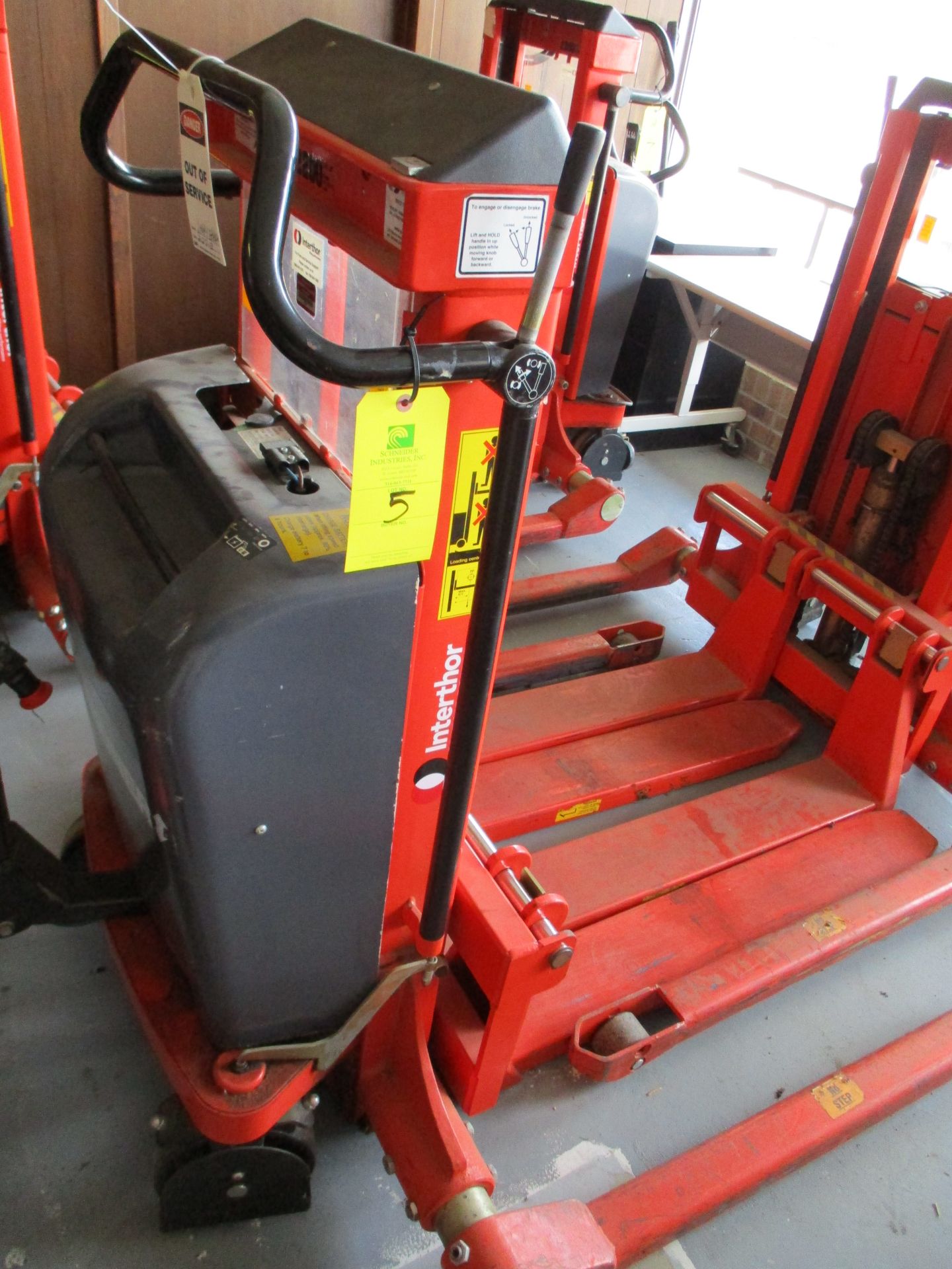 Interthor Electric Pallet Lift, Model TPS22MEB, SN 083E14063143ETPS, 2200 lb. Capacity, LOADING FEE: