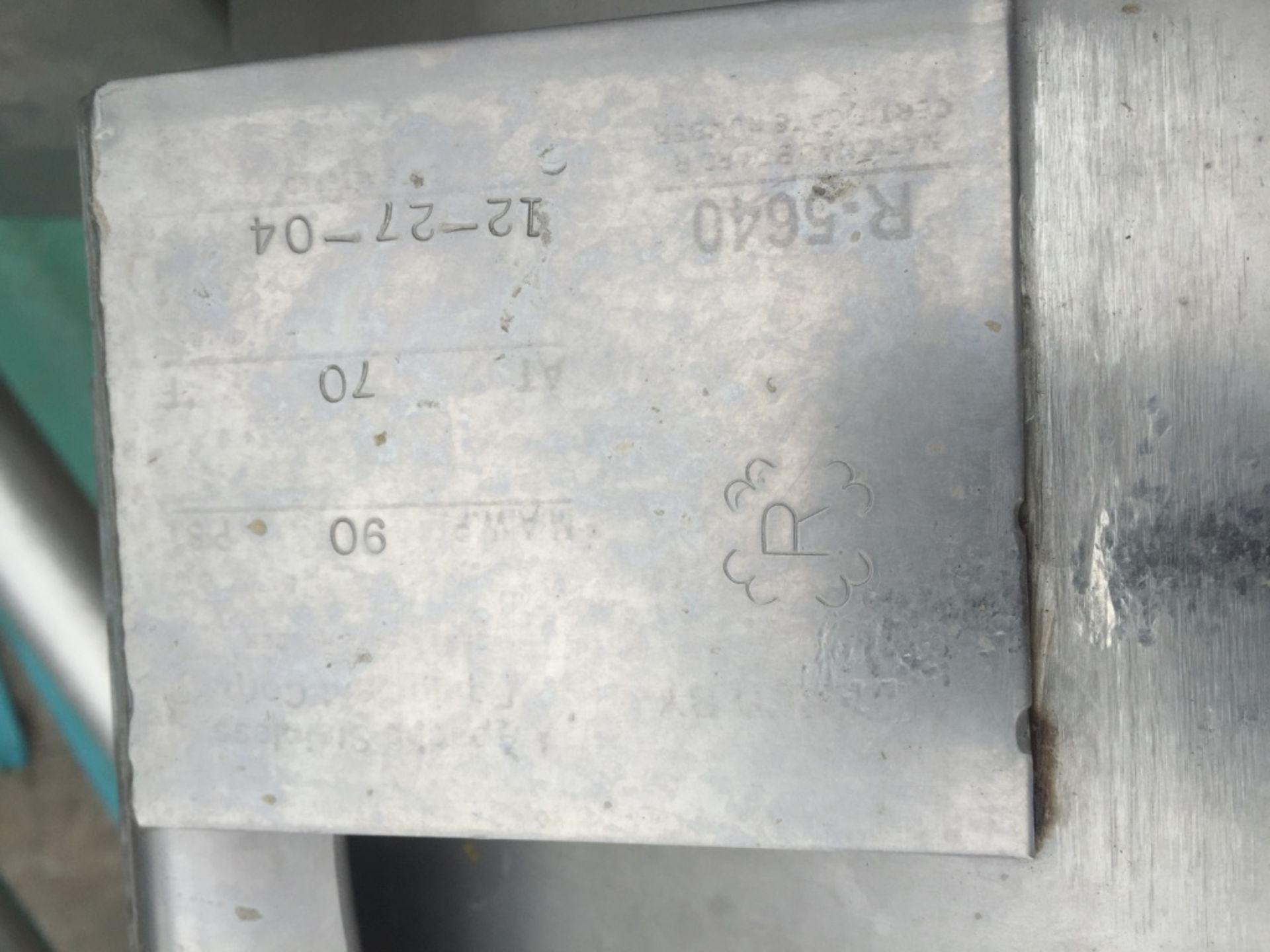 (Located In Columbia MO) Apache Stainless Pressure Hopper S/N 10467-1 - Image 2 of 3