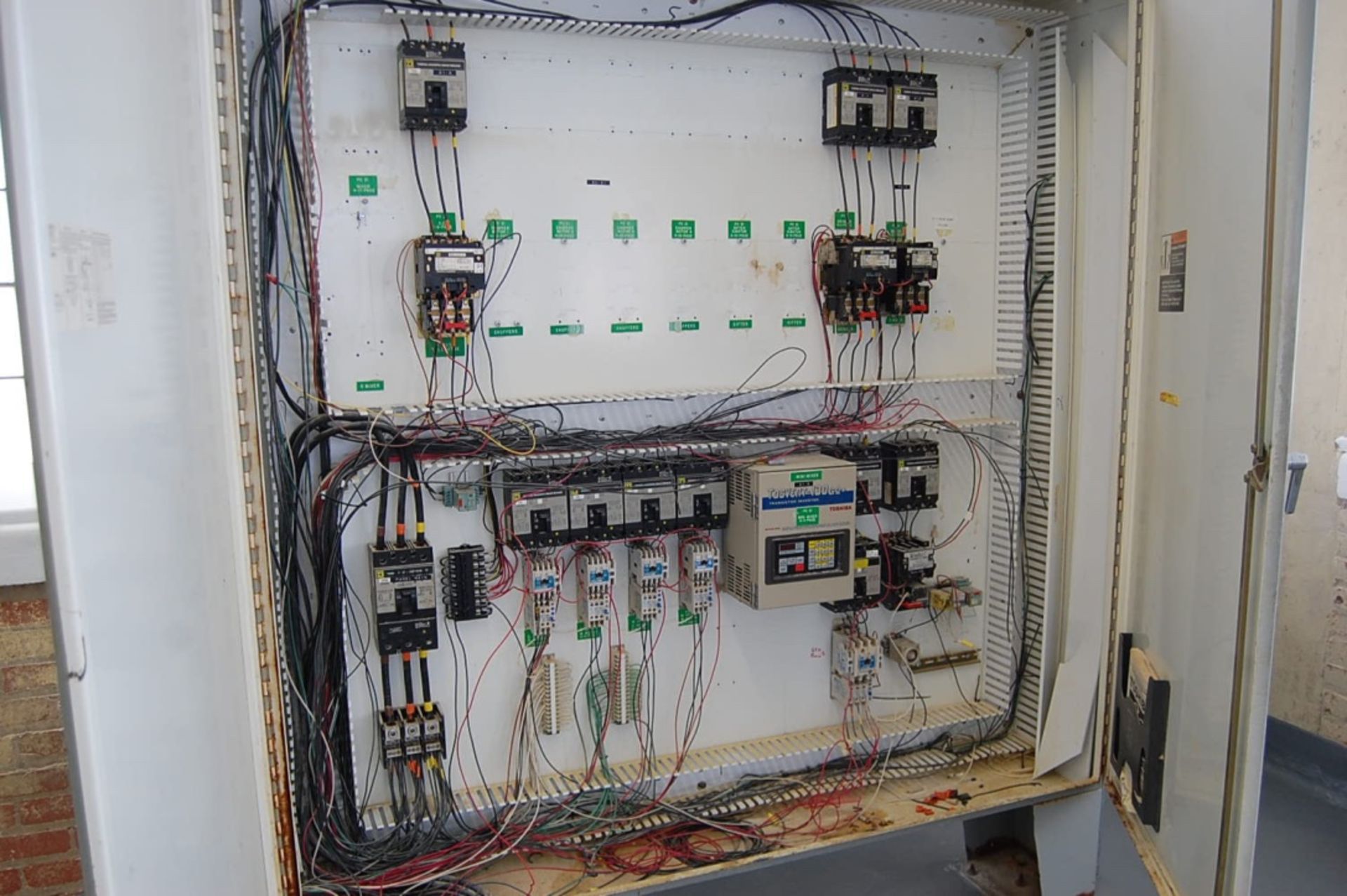 Electric Control Box, Square D Breakers, Toshiba 130-G2 Controller LOADING FEE: $250 - Image 2 of 2