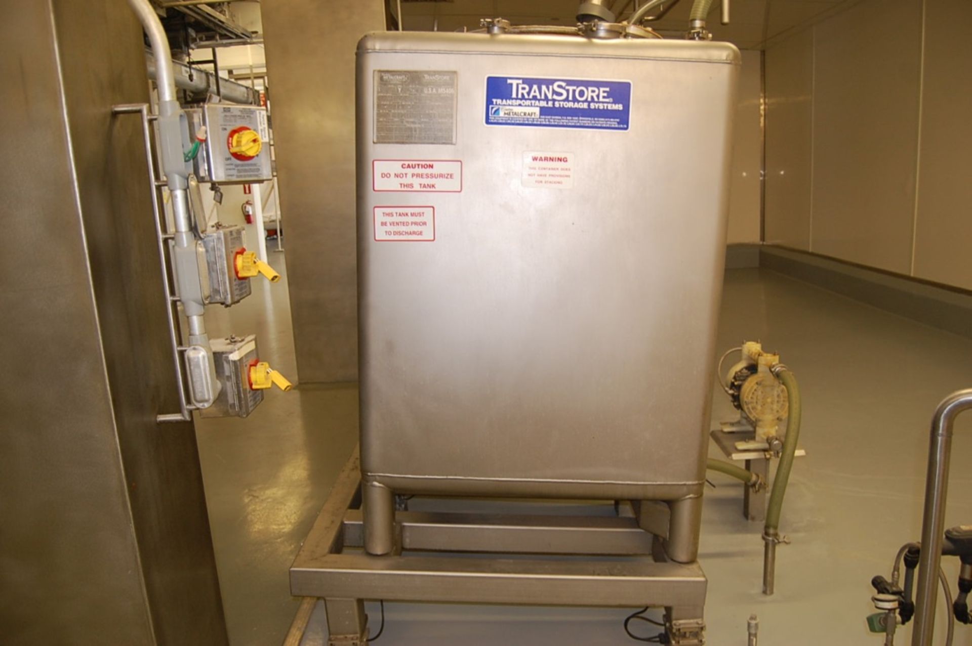 2006 Metalcraft/Transtore Stainless Steel Tank, Model #515408, Rated 395 LOADING FEE: $400 - Image 2 of 2