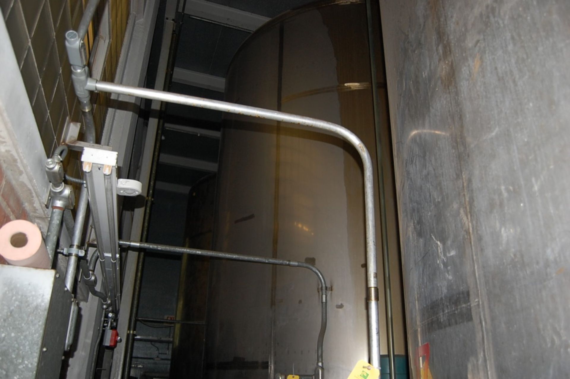 Precision Stainless Inc. Stainless Steel Tank/304 SS, Rated 8000 Gallon Cap LOADING FEE: $25,000 - Image 6 of 6