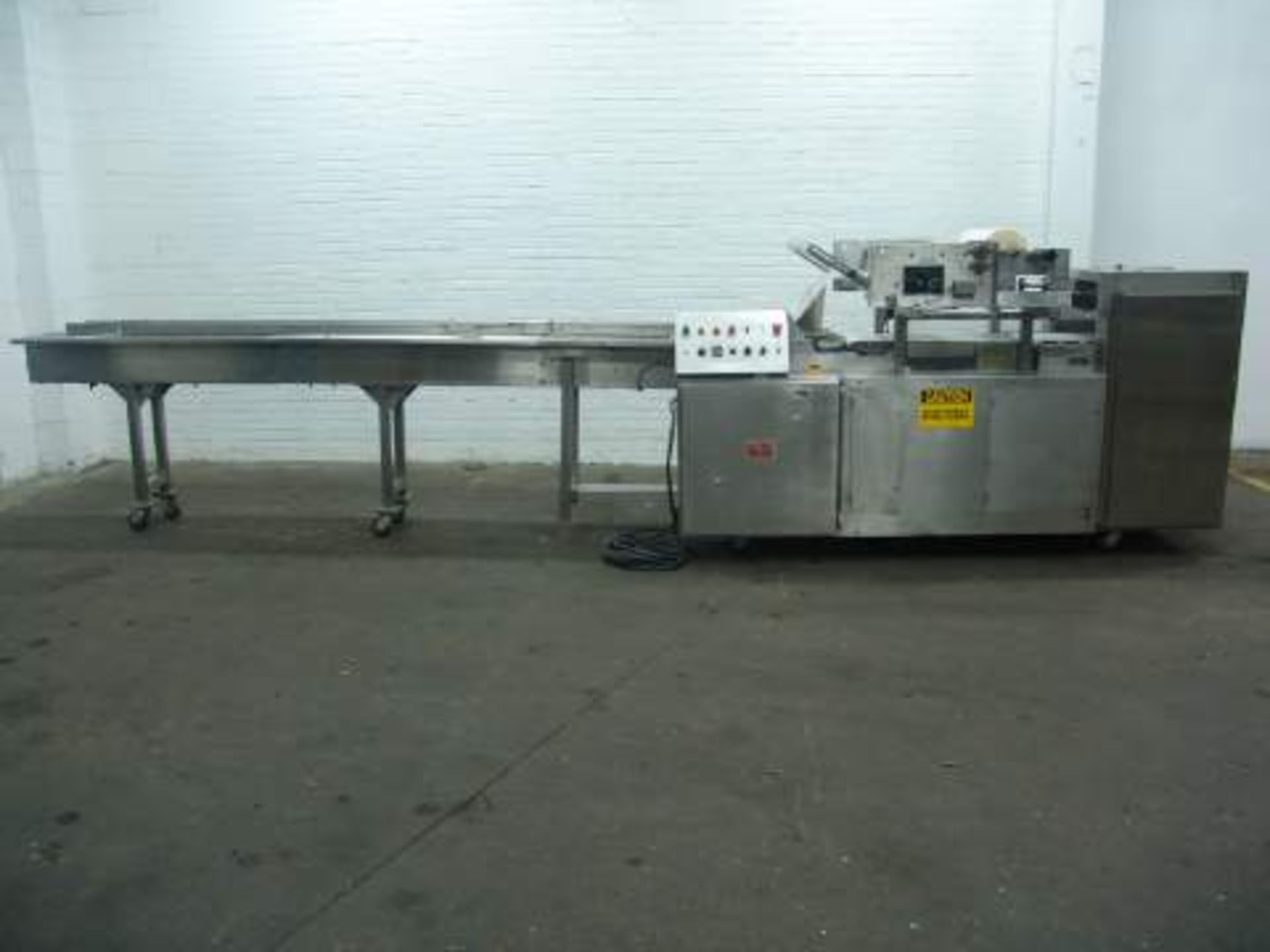 Shanklin HS4DA Stainless Steel Shrinkwrapper (Rigging Fee - $495)