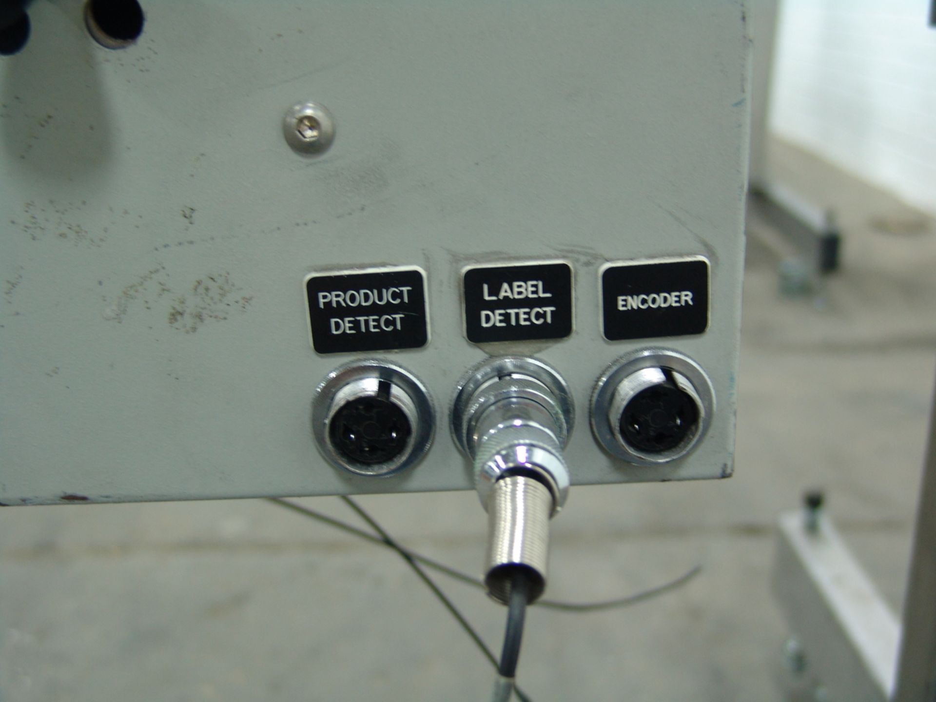 Quadrel Labeler for Pressure Sensitive Labels (Rigging Fee - $125) - Image 2 of 4