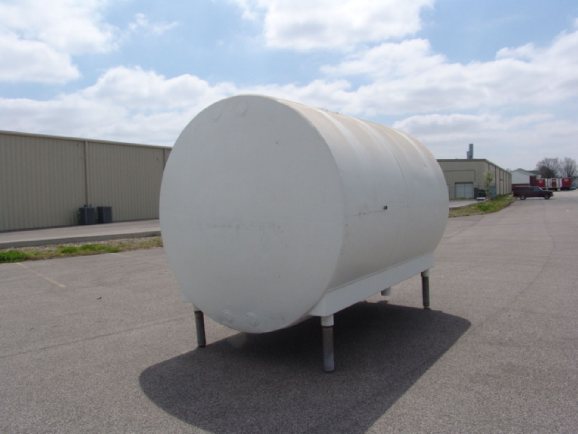 Cherry Burrell 2000 Gal Insulated Horizontal Tank (Rigging Fee - $495) - Image 4 of 9