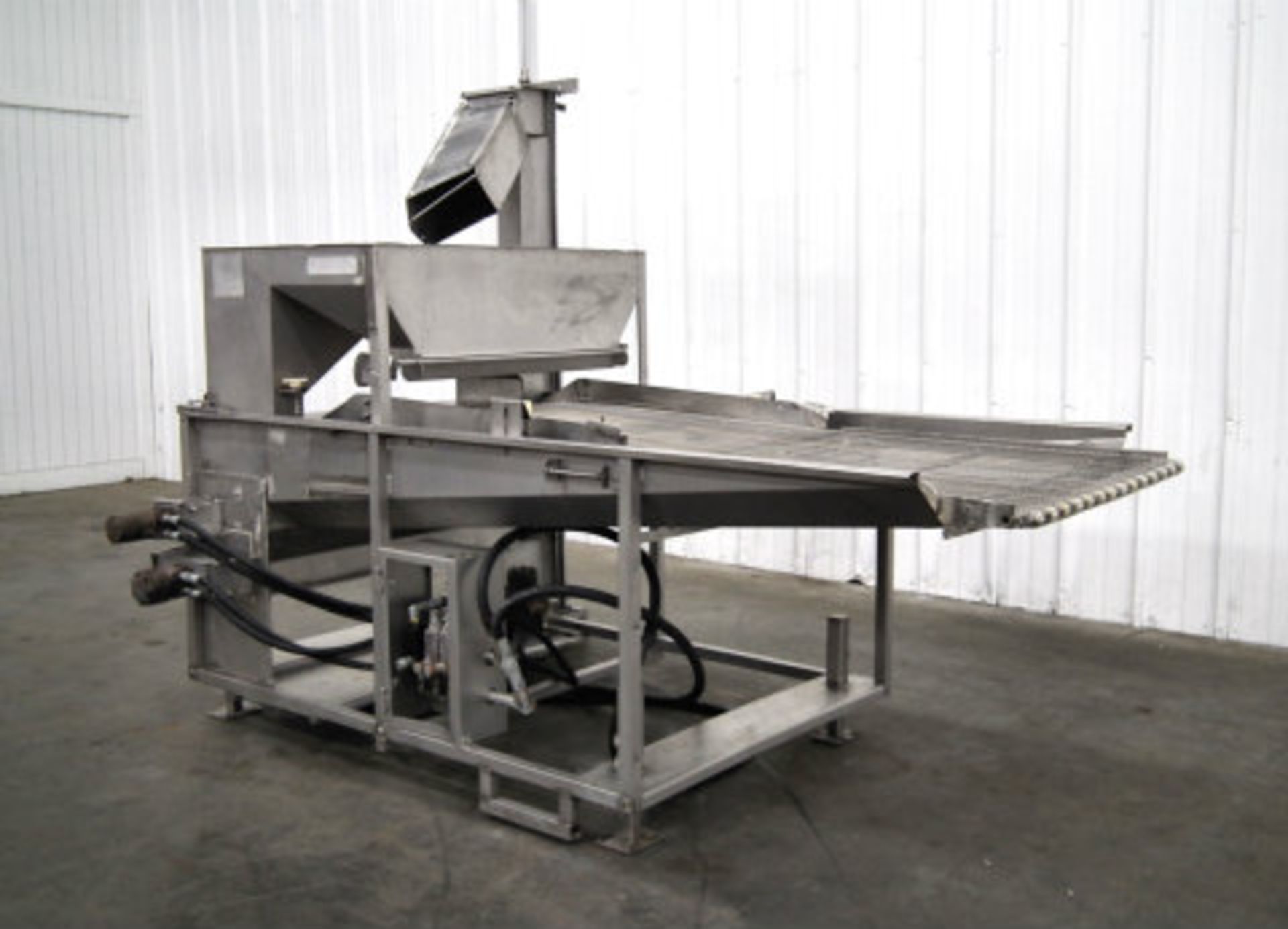 Stein Breading Applicator with Conveyor (Rigging Fee - $285)