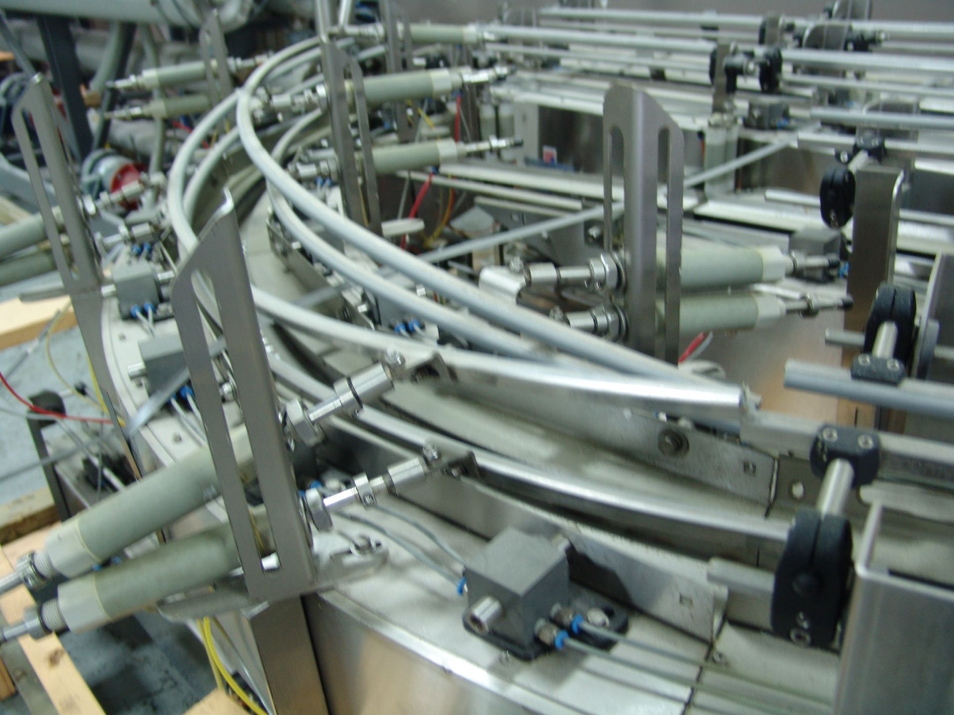 Ambec Air Conveyor for Empty PET Bottle Handling (Rigging Fee - $495) - Image 5 of 11