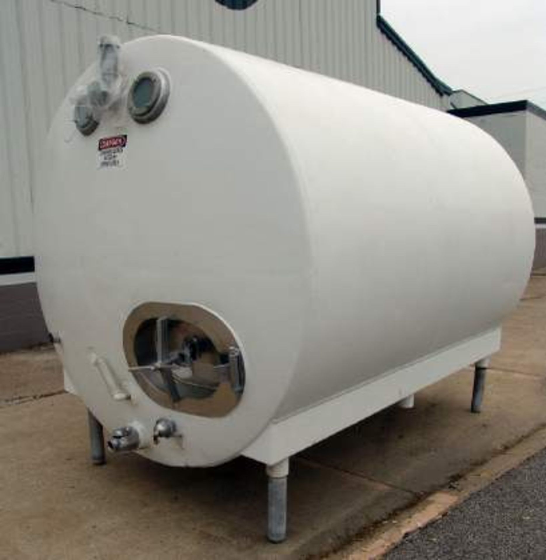 Cherry Burrell 2000 Gal Insulated Horizontal Tank (Rigging Fee - $495)