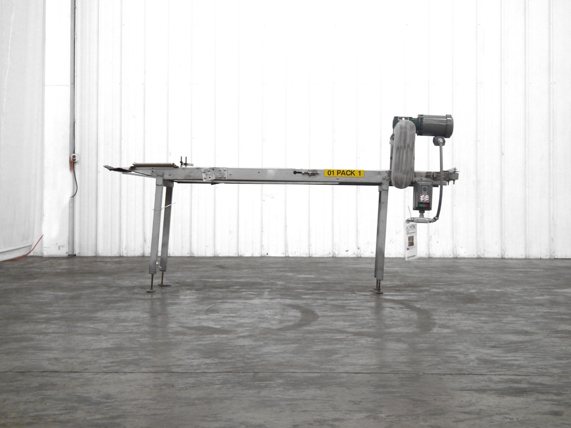 107 in L x 16 in W Smooth Top Belt Conveyor (Rigging Fee - $185) - Image 2 of 6