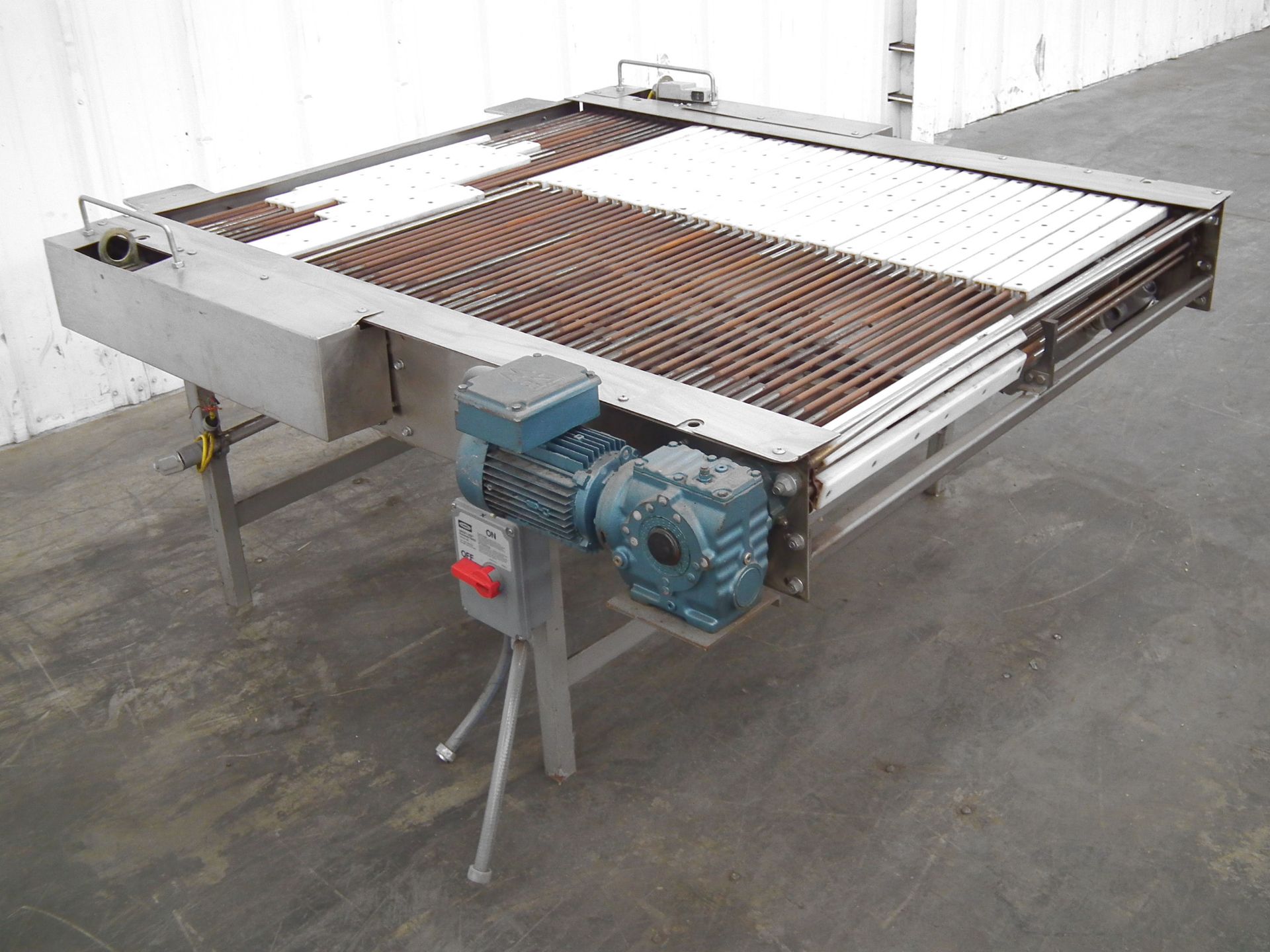 APV Platen Laner Conveyor with 13 in Platens (Rigging Fee - $215) - Image 3 of 7