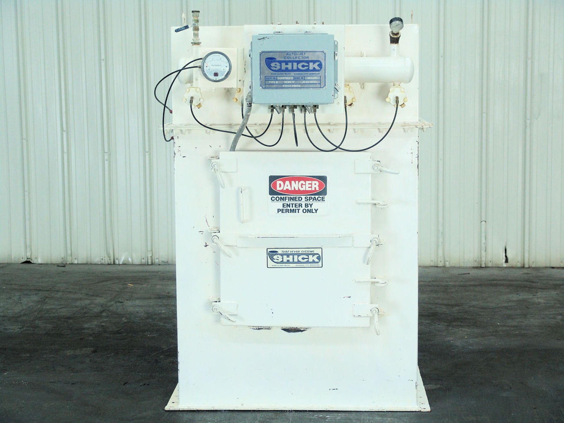 Shick 36AJ25 Top Loading Bin Dust Collector System (Rigging Fee - $220) - Image 2 of 5