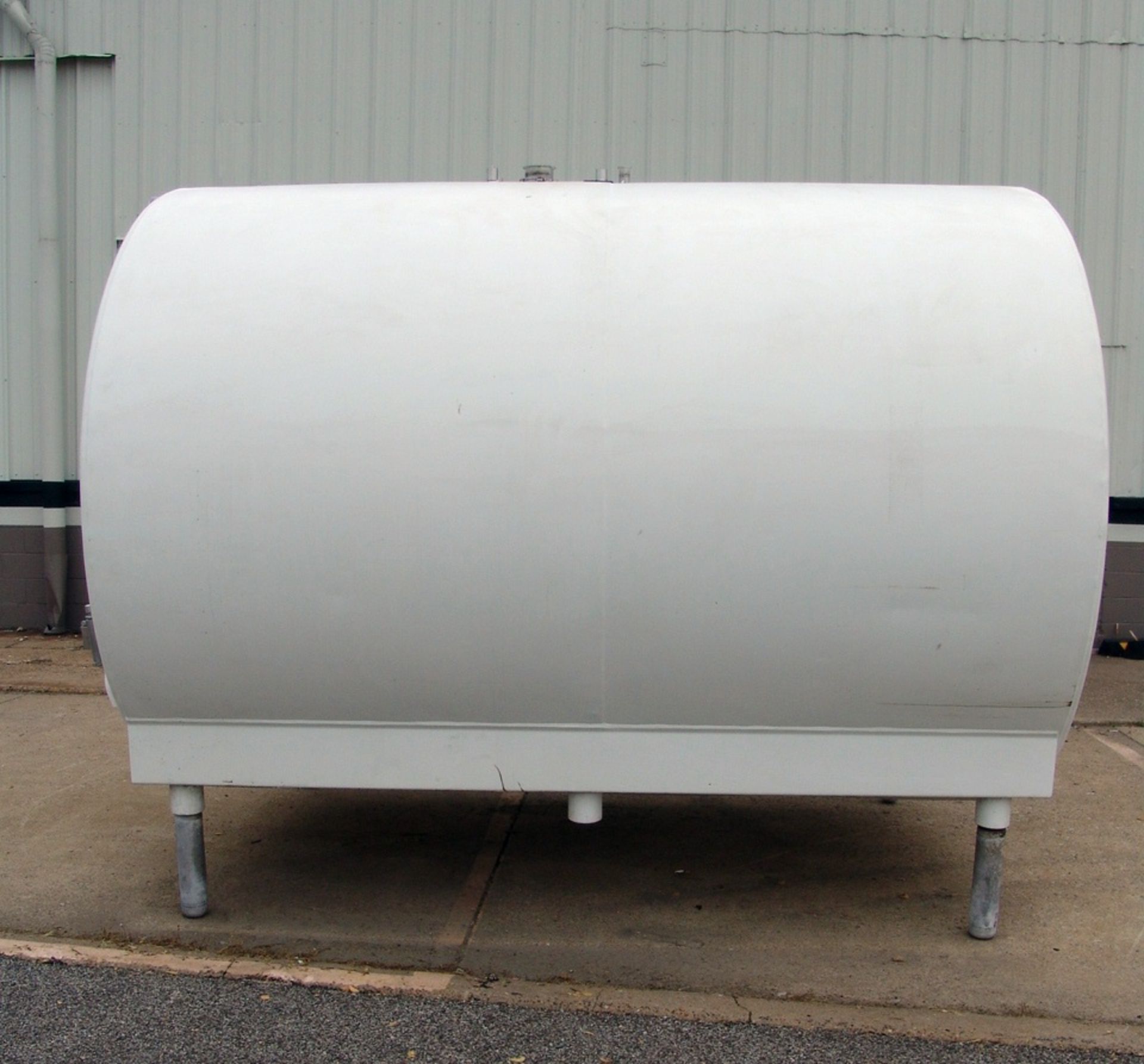 Cherry Burrell 2000 Gal Insulated Horizontal Tank (Rigging Fee - $495) - Image 5 of 9