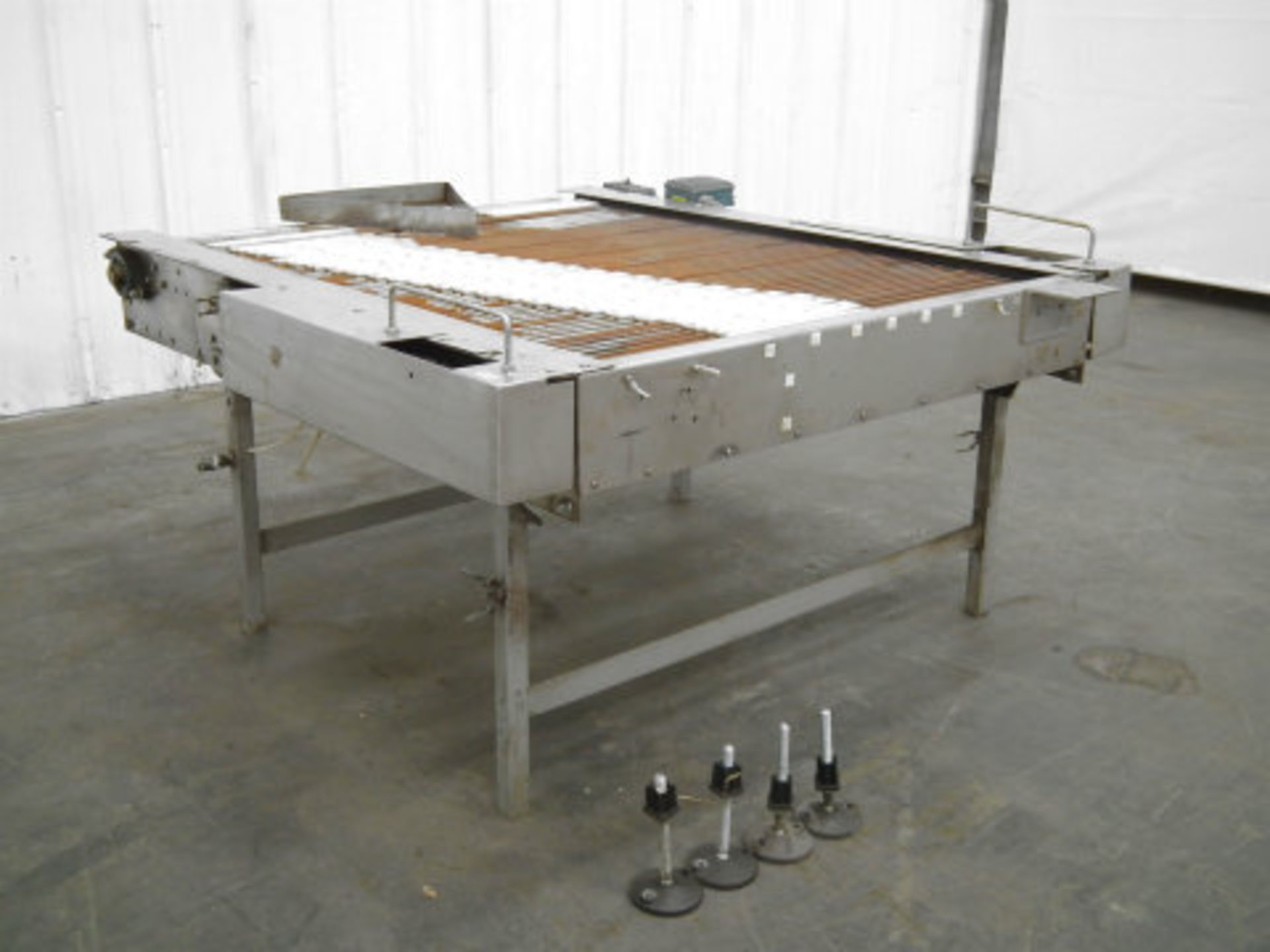 APV Laner Conveyor with Plastic Platen (Rigging Fee - $200)