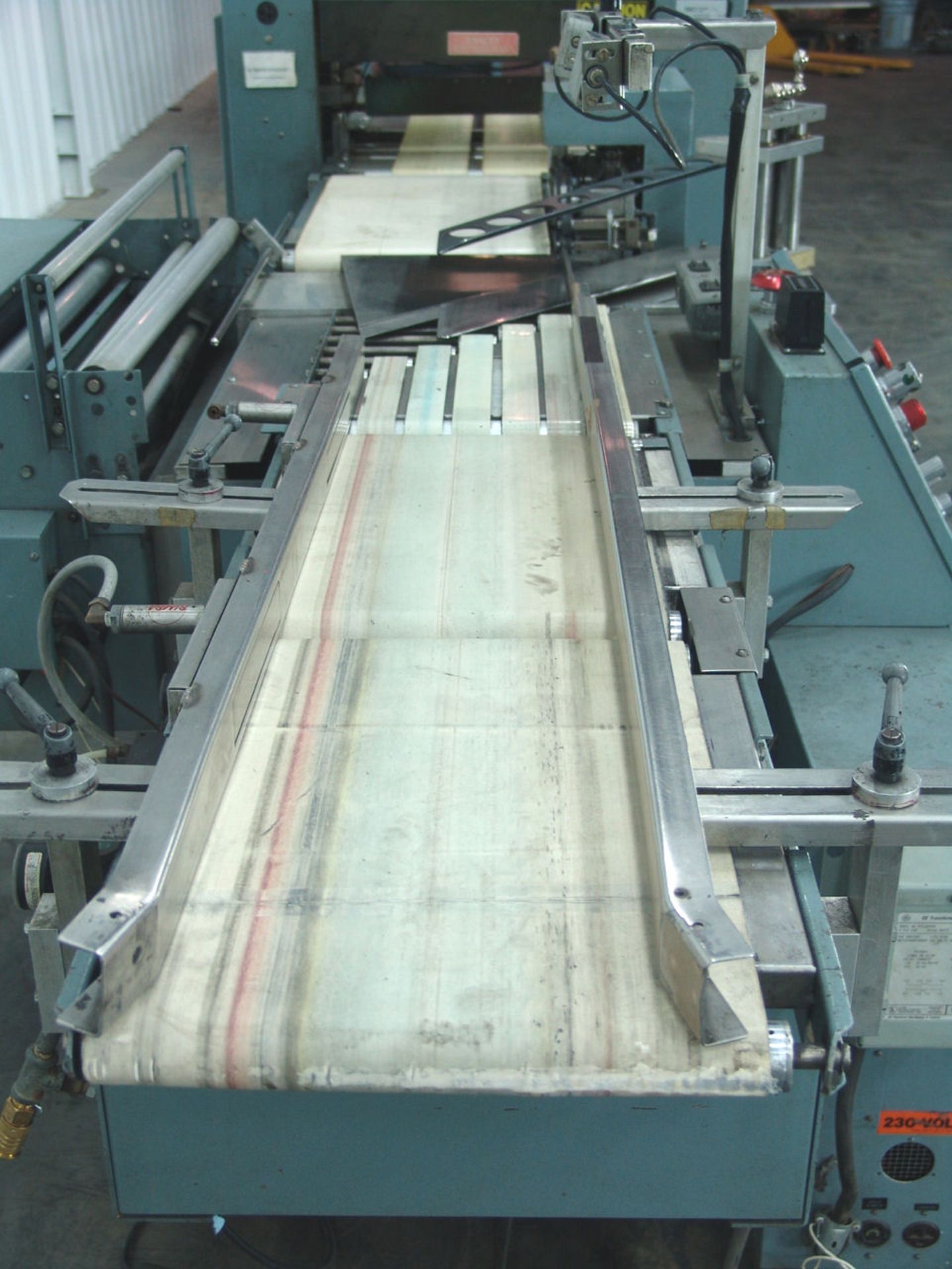 Shanklin F-1 Side Sealer Shrink Wrapper (Rigging Fee - $295) - Image 11 of 28