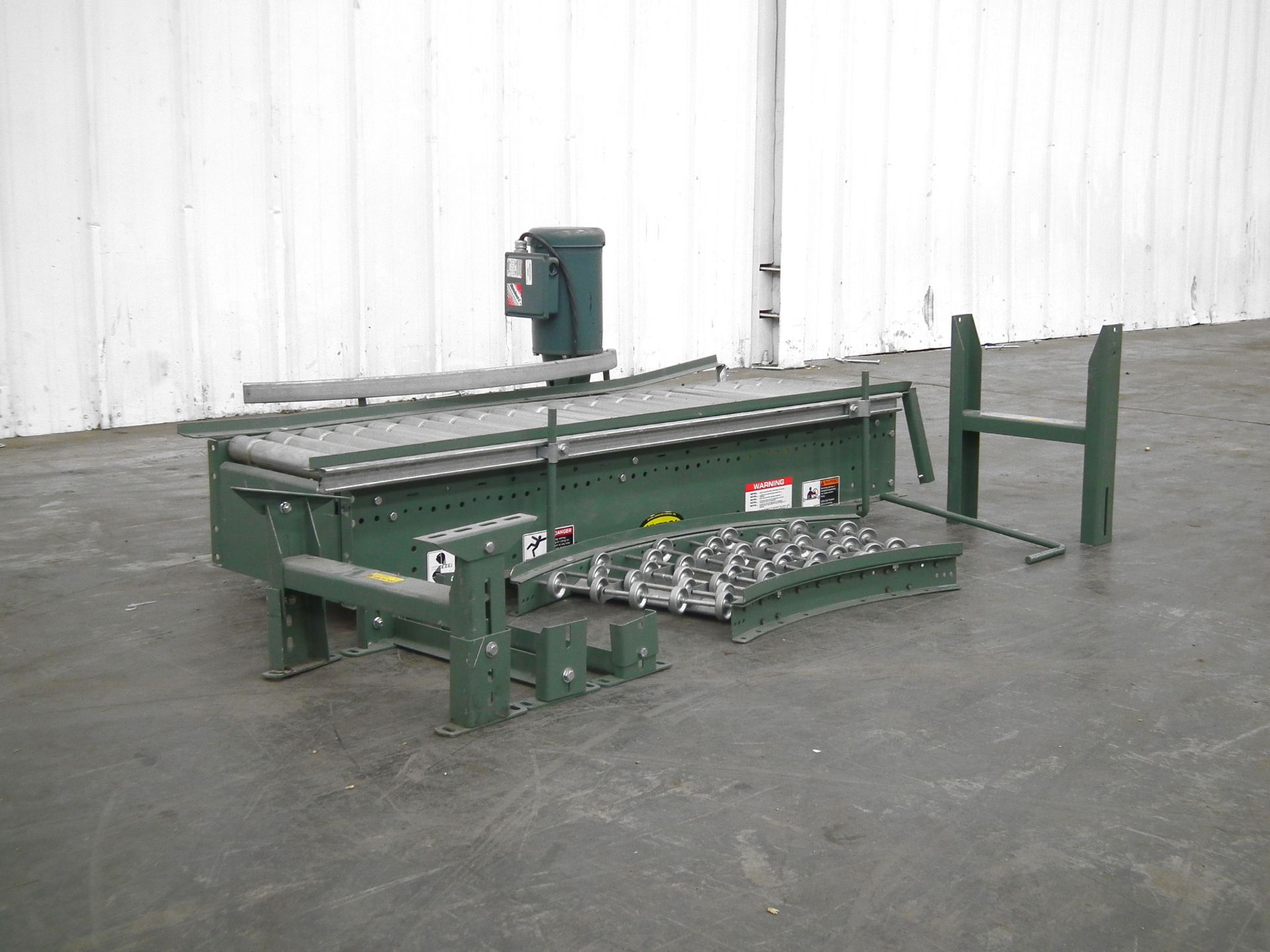 18 in Wide Hytrol Conveyor Line Shaft Motor Driven (Rigging Fee - $185) - Image 2 of 4