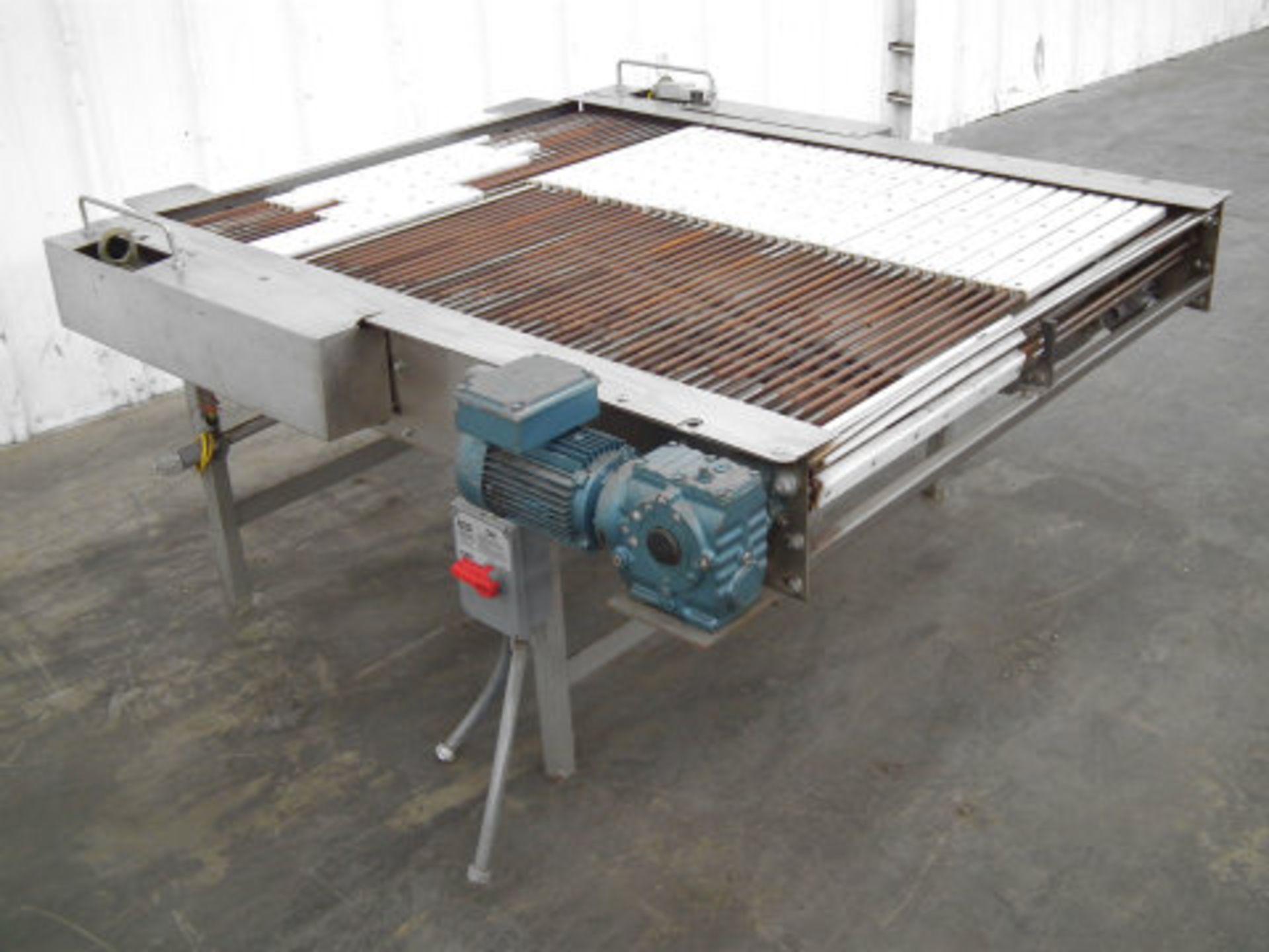 APV Platen Laner Conveyor with 13 in Platens (Rigging Fee - $215)