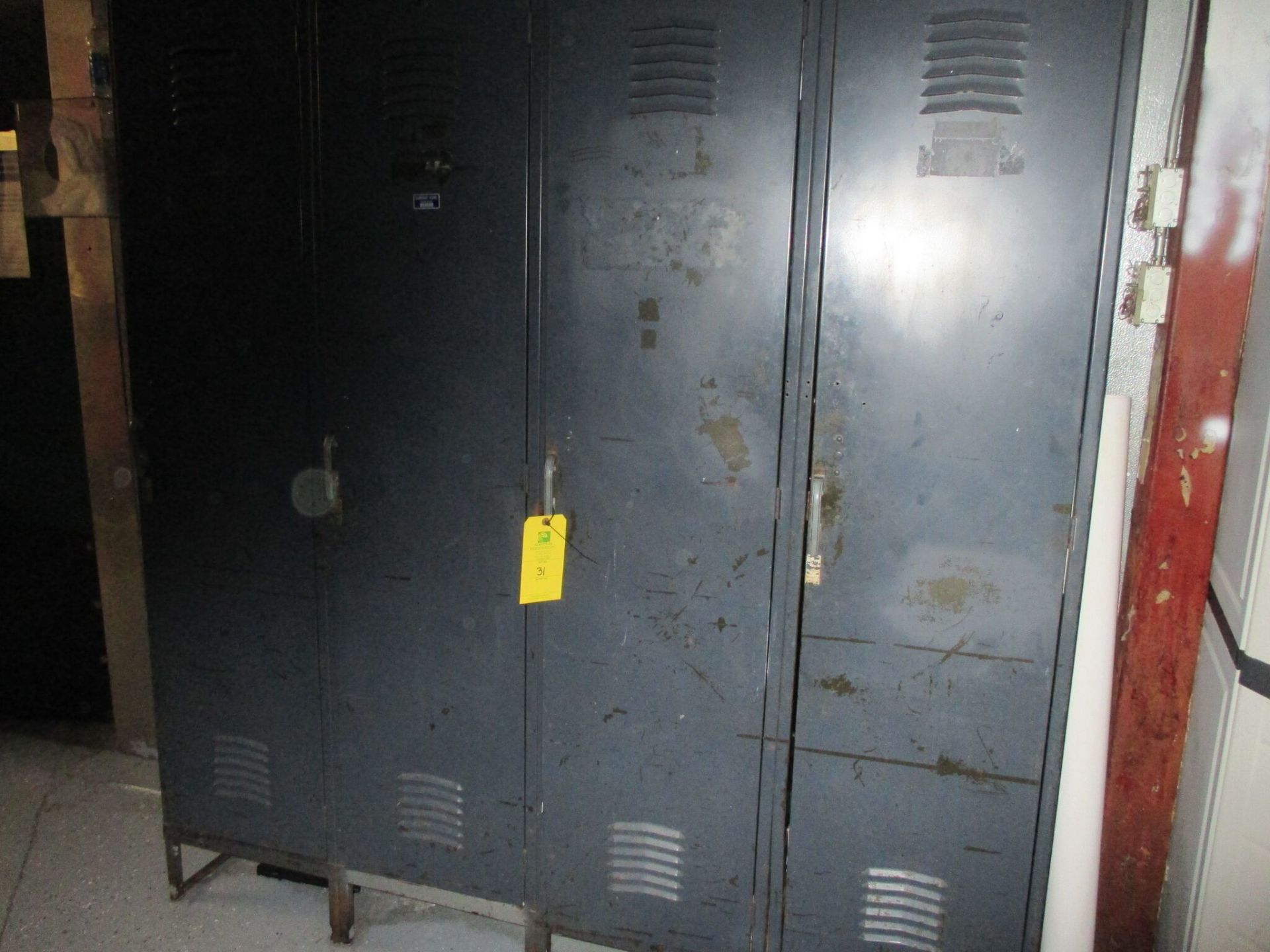 Locker, 4 doors, 6 feet wide, w/o contents, RIGGING FEE $50