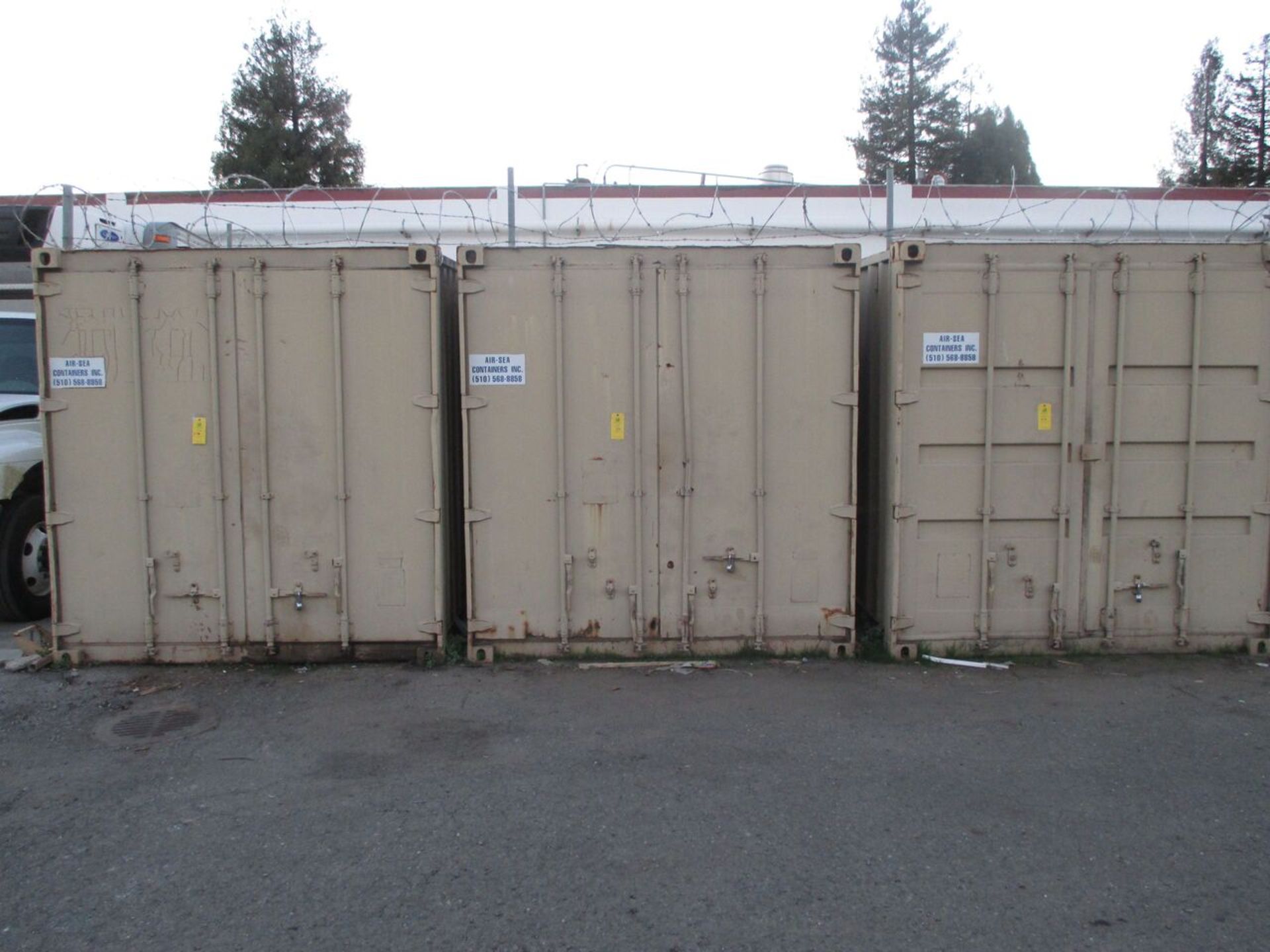 40 foot Cargo Container (one on the right), RIGGING FEE $500