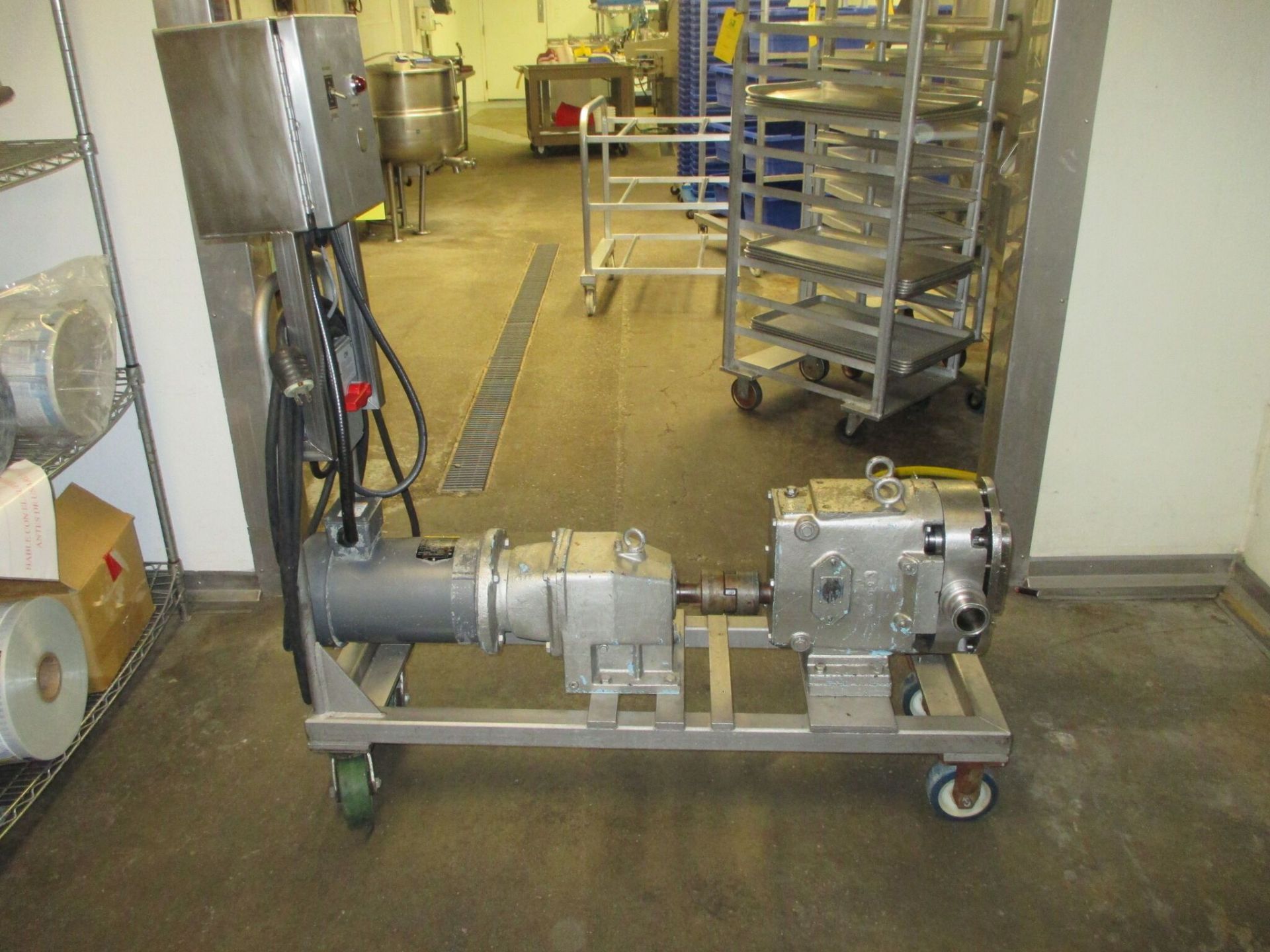 Waukasha Positive Displacement Pump, Motor 5 HP, Serial #33825 Model #060, with portable cart, RIGGI - Image 3 of 6