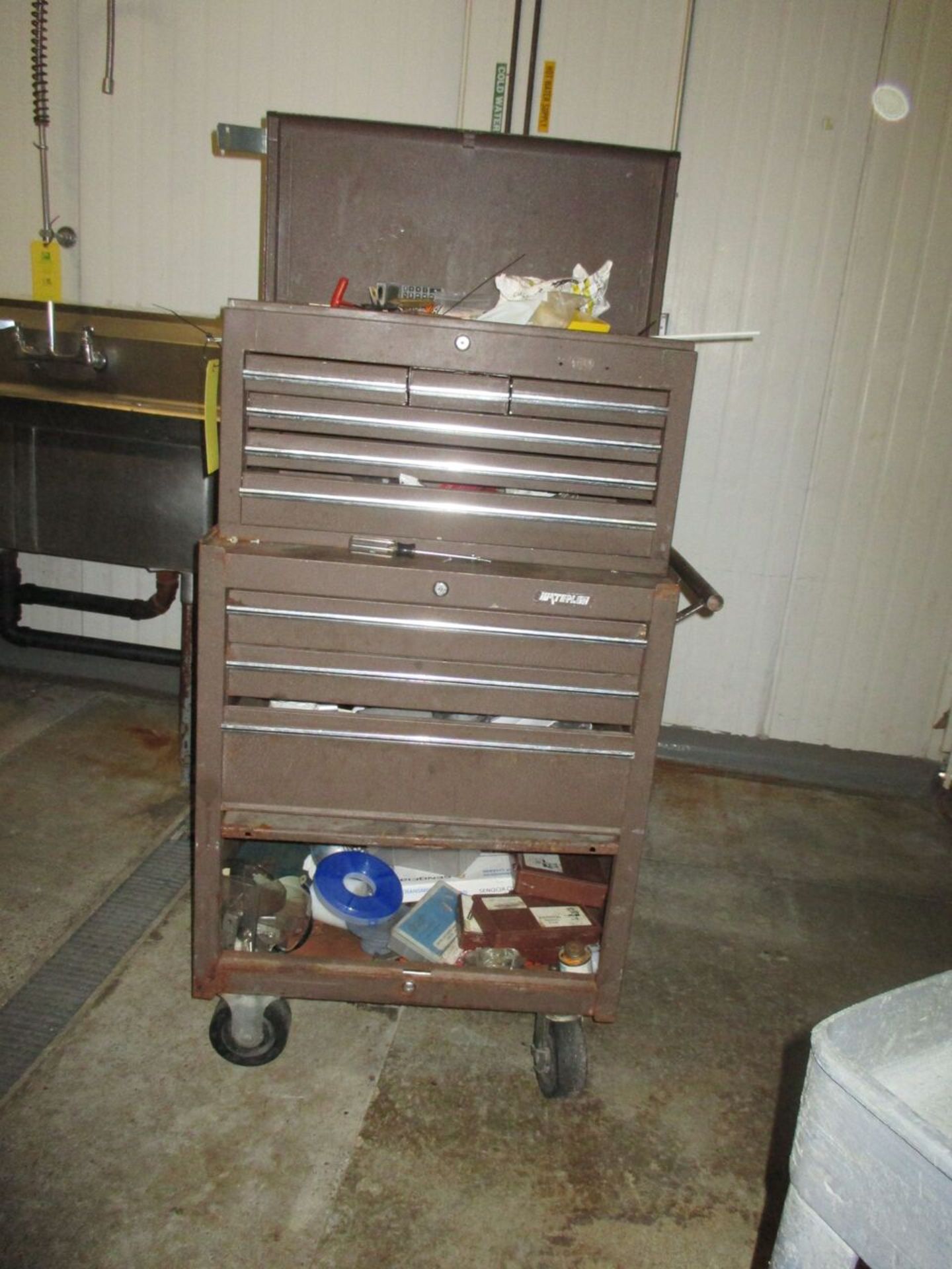 Waterloo Brown Rollaway Tool Box w/tools & parts, RIGGING FEE $25