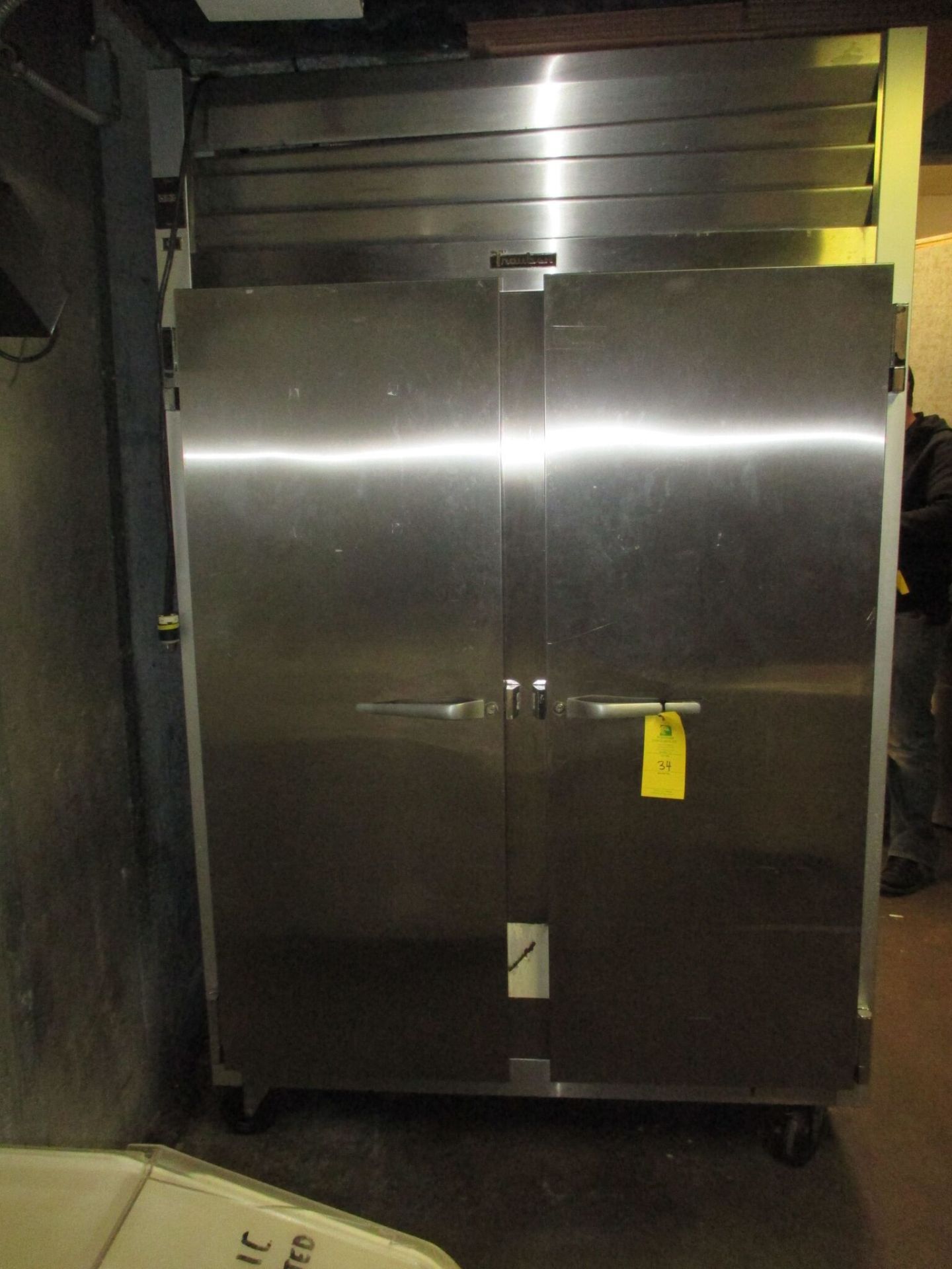 Traulsen Freezer, 2 doors, w/o contents, RIGGING FEE $100