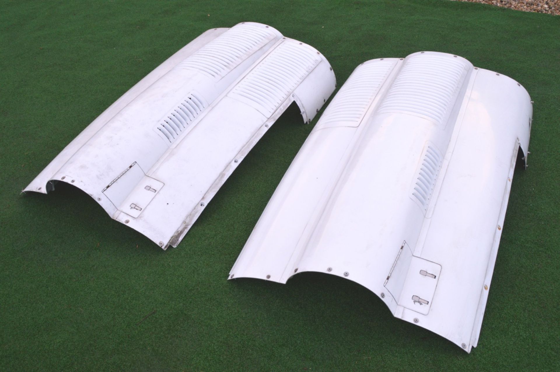 Pair of Centre engine cowlings for Cessna Golden Eagle - Image 2 of 2