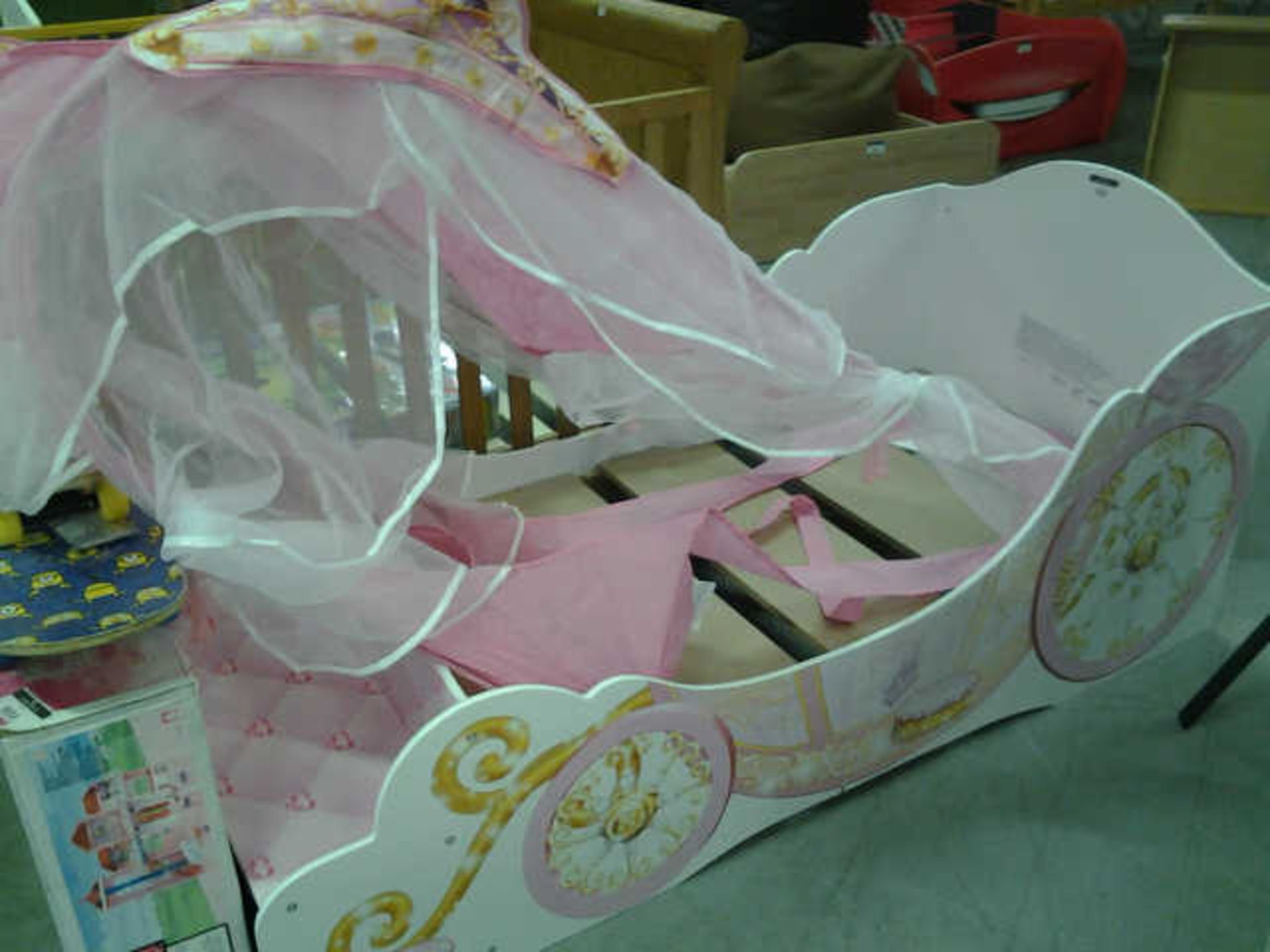 DESIGNER PRINCESS CARRIAGE BED