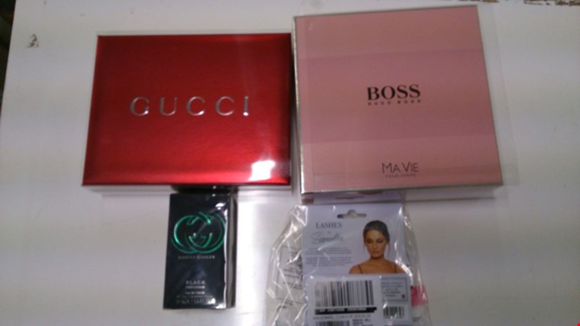 FOUR ITEMS INCLUDING TWO BOXED FRAGRENCE SETS BY BOSS & GUCCI, GUCCI 50ml BLACKEAU DE TOILETTE ...