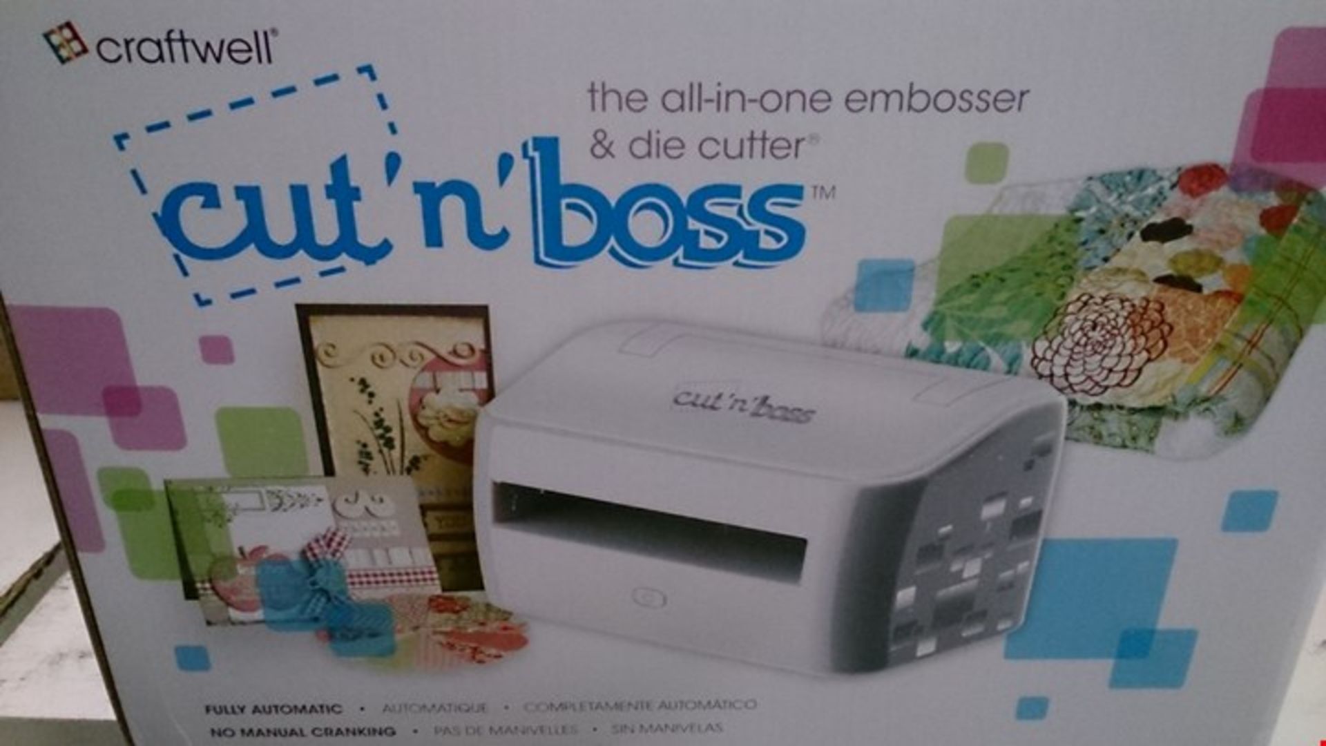 BOXED CRAFTWELL CUT N BOSS ALL IN ONE EMBOSSER AND DIE CUTTER