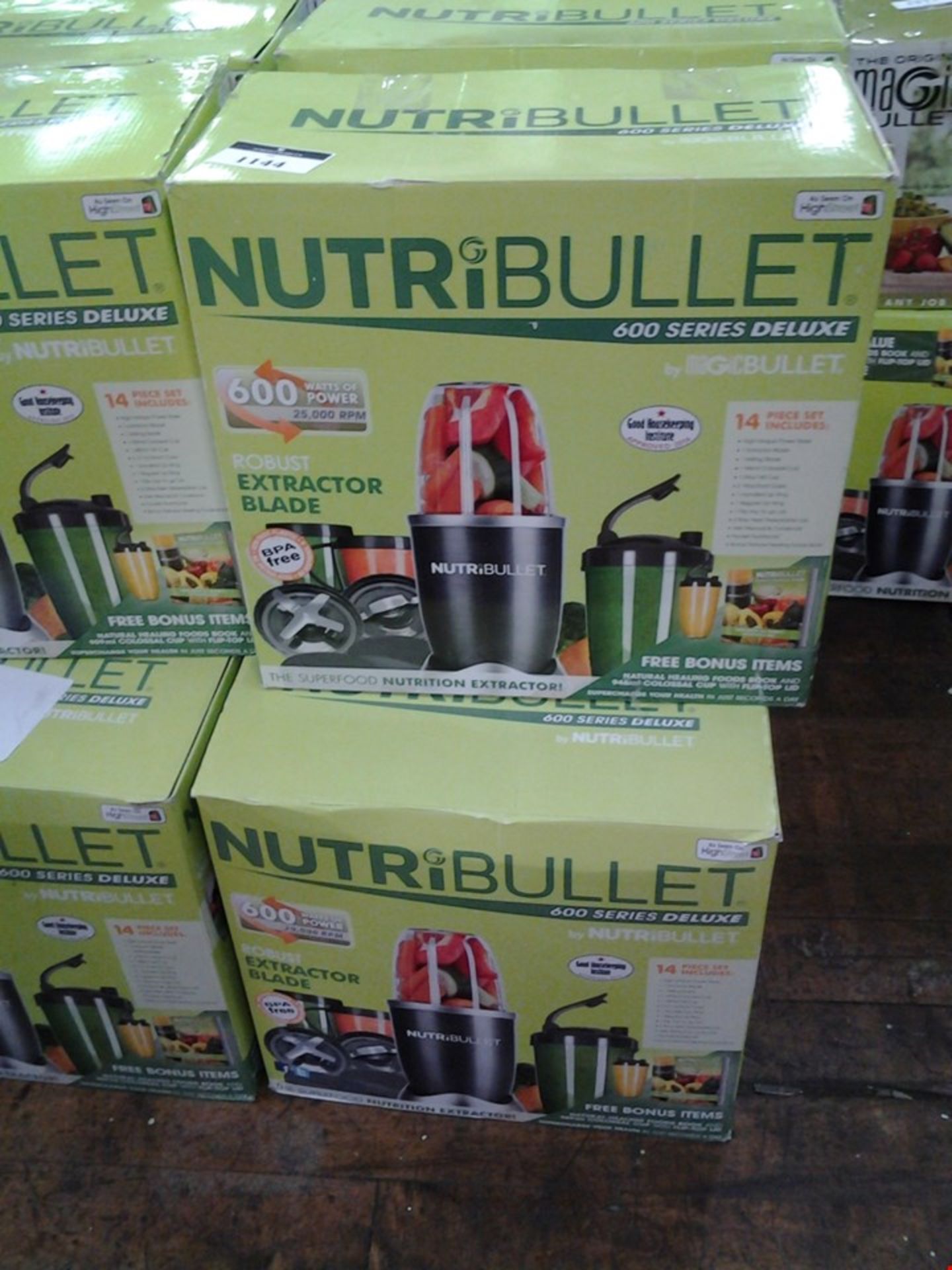 5 BOXED NUTRIBULLET 600 SERIES DELUXE NUTRITION EXTRACTORS