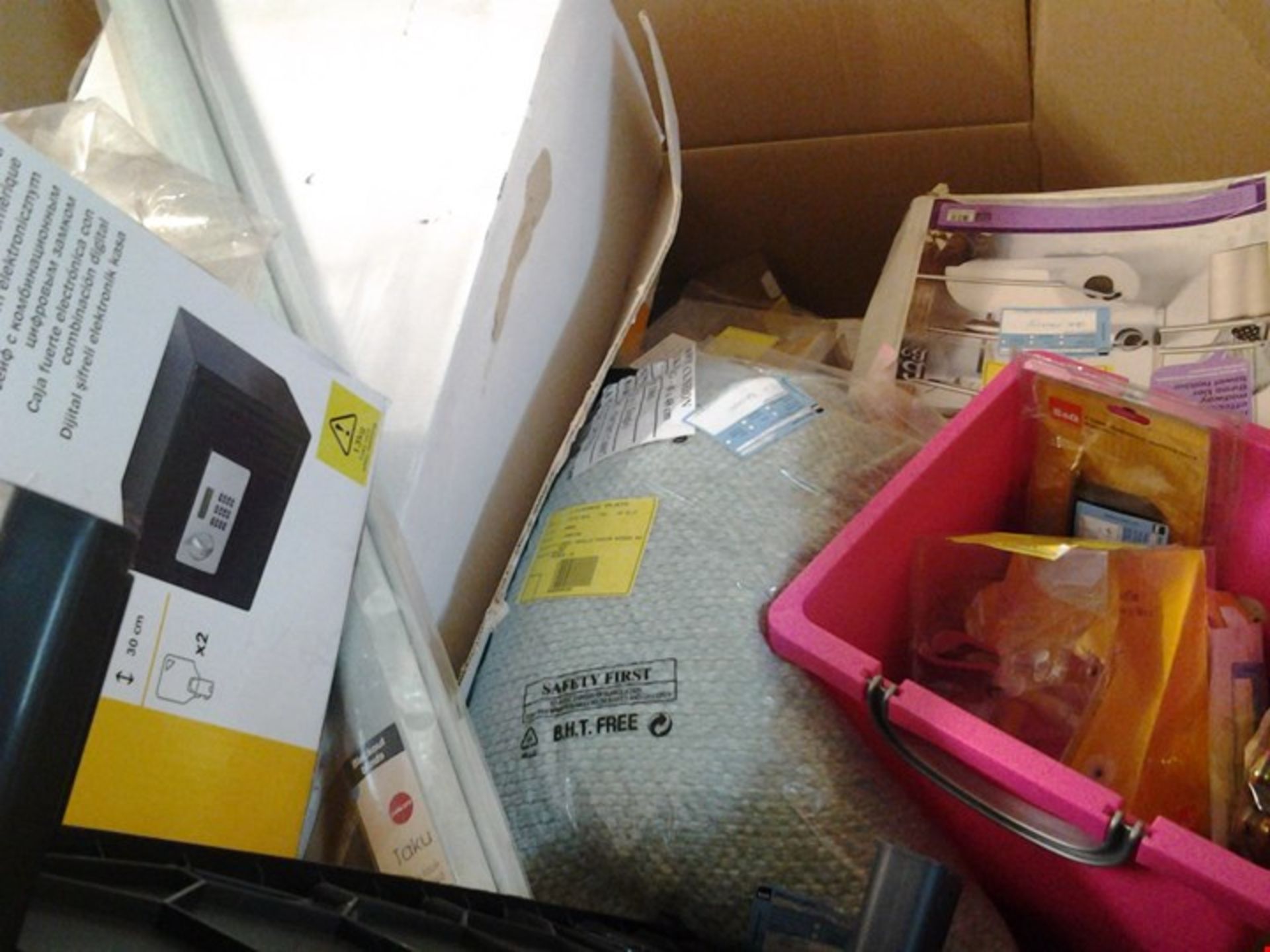 PALLET OF ASSORTED PRODUCTS, INCLUDING BOXED DIALL SAFE, DOOR LOCKS AND HANDLES, DECORATIVE ITE...