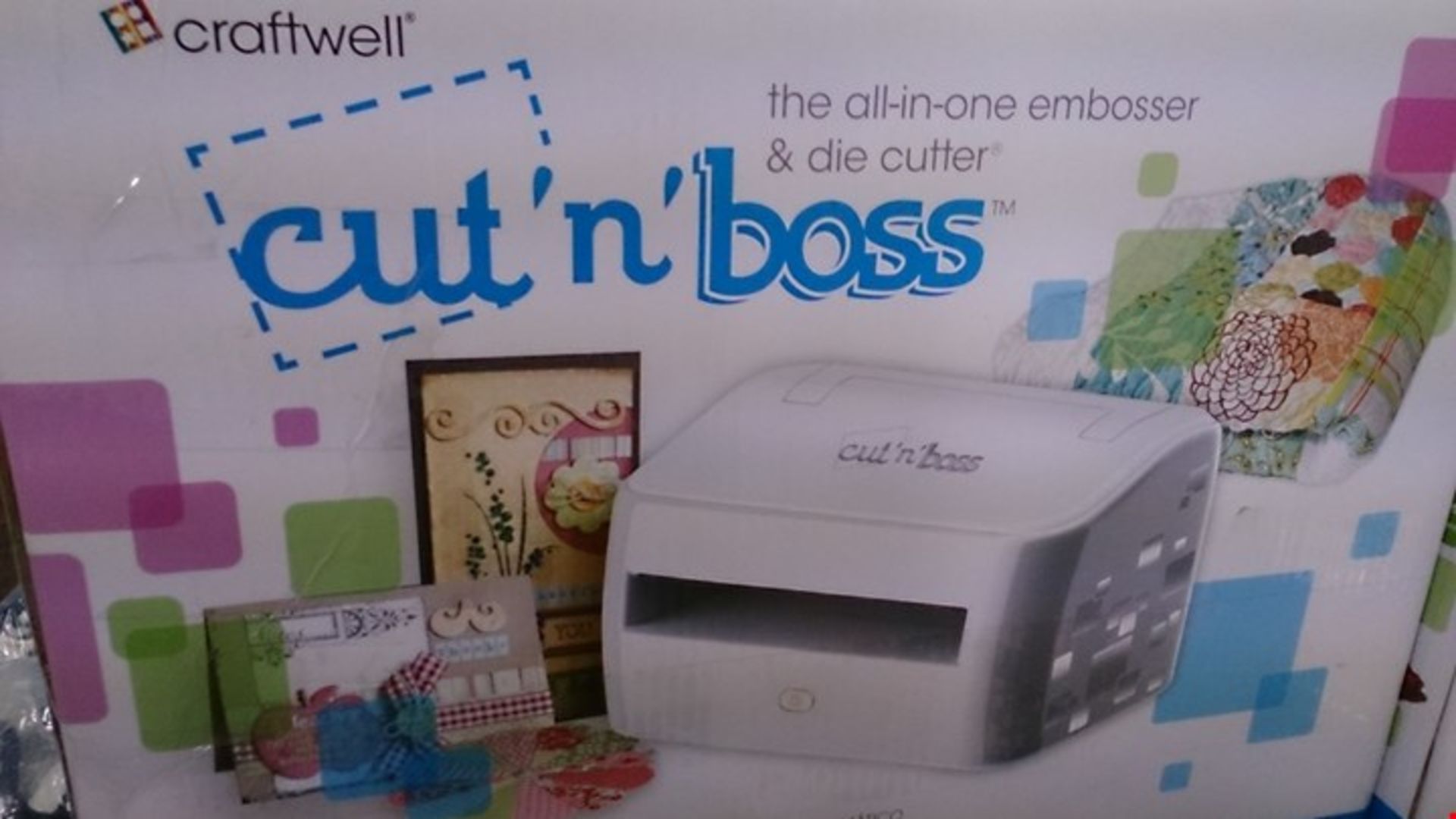 BOXED CRAFTWELL CUT N BOSS ALL IN ONE EMBOSSER AND DIE CUTTER