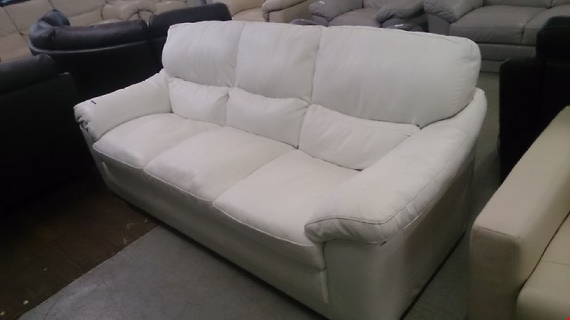 DESIGNER ITALIAN MADE BELLINI A-GRADE OPTICAL WHITE LEATHER 3 SEATER SOFA