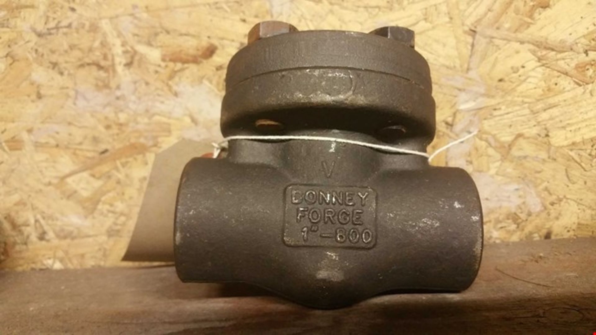 R45NB100 BR305 1 FORGED STEEL CHECK VALVE RRP Â£135.00