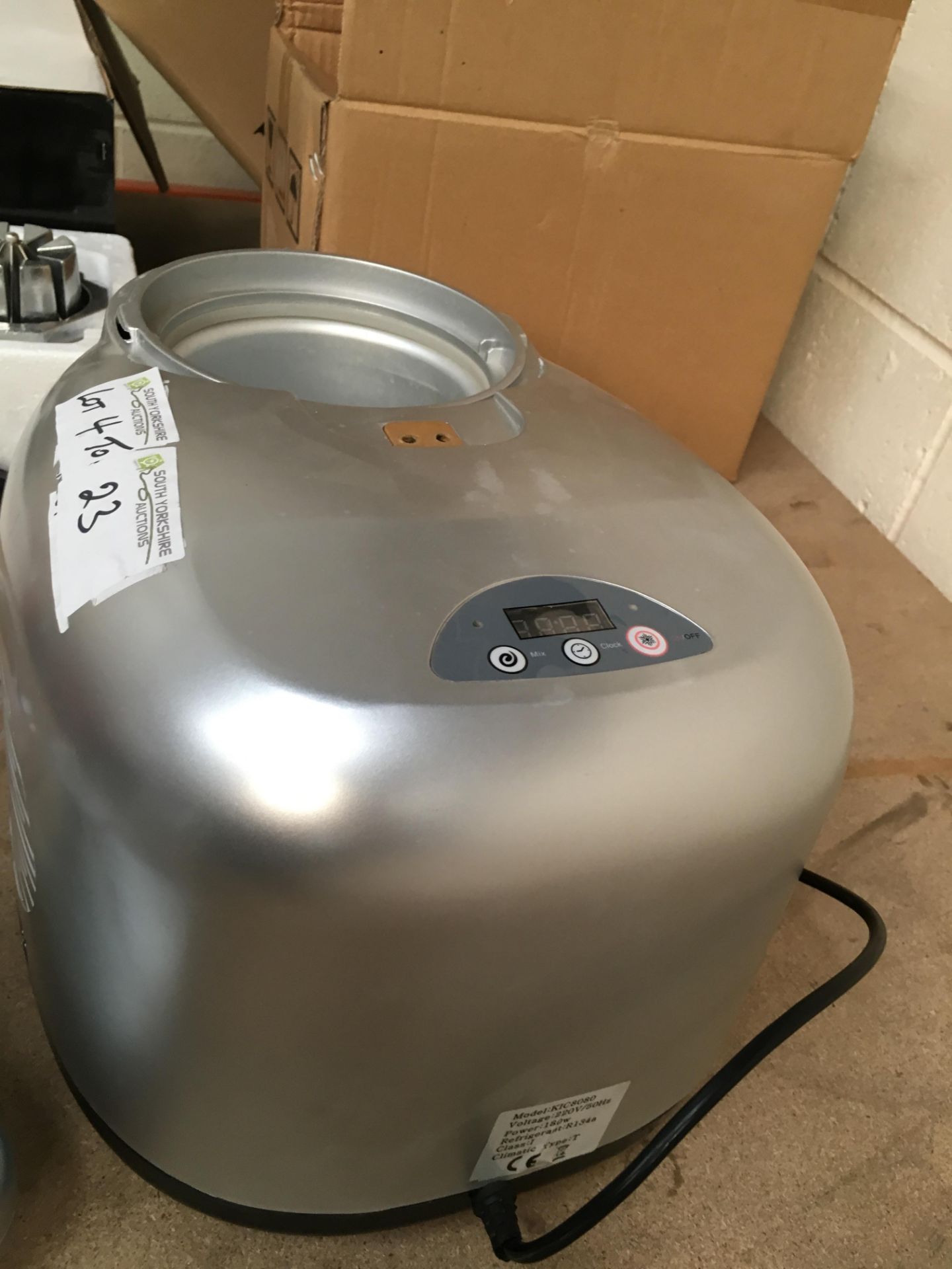 Ice Cream Maker Boxed By Ice Appliance RRP £159 - Image 3 of 4