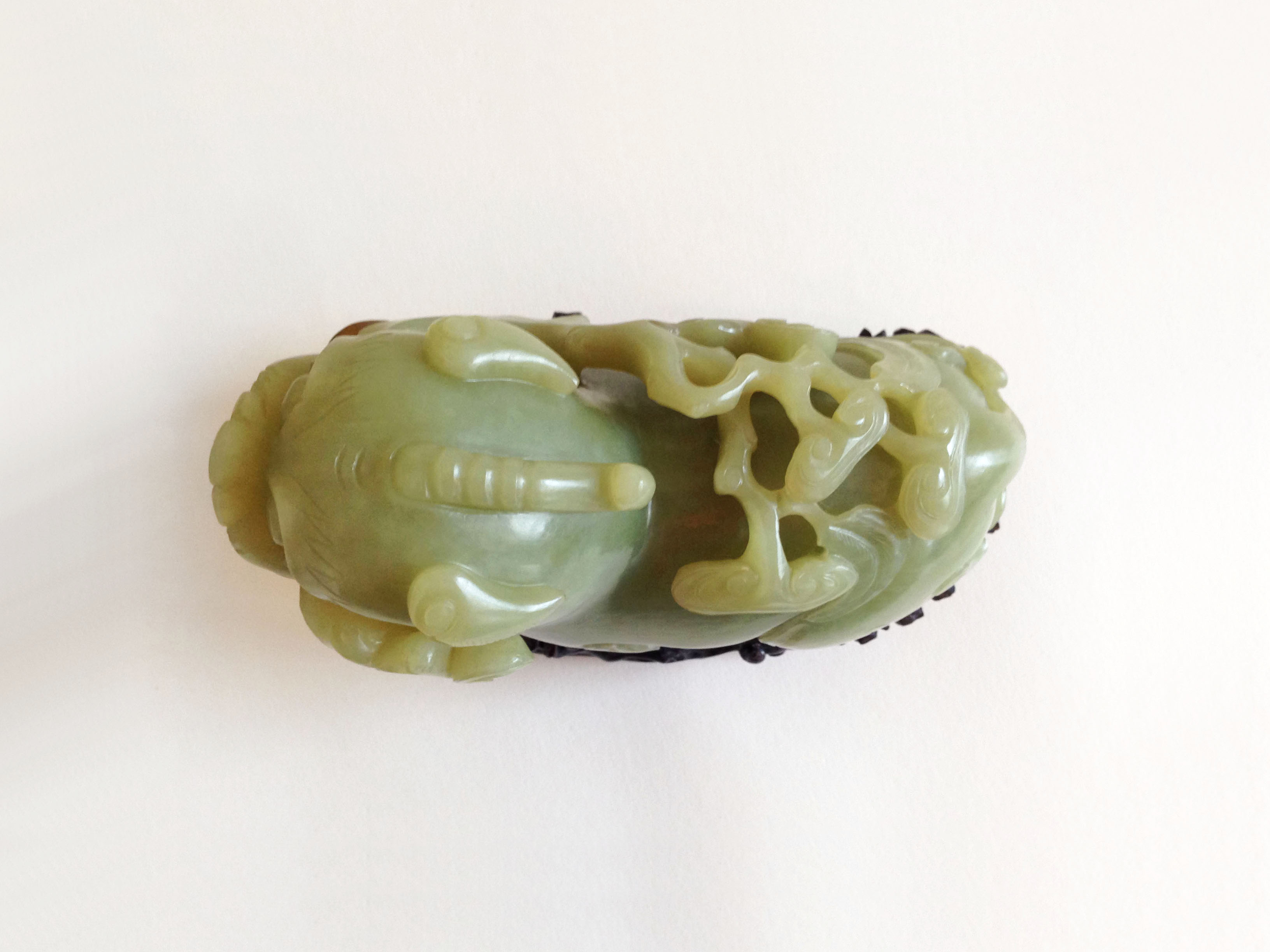 A Yellow Jade 'Mythical Beast' Pendant 19th Century - Image 6 of 7