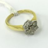 18CT GOLD SEVEN STONE DIAMOND RING - SIZE K/L