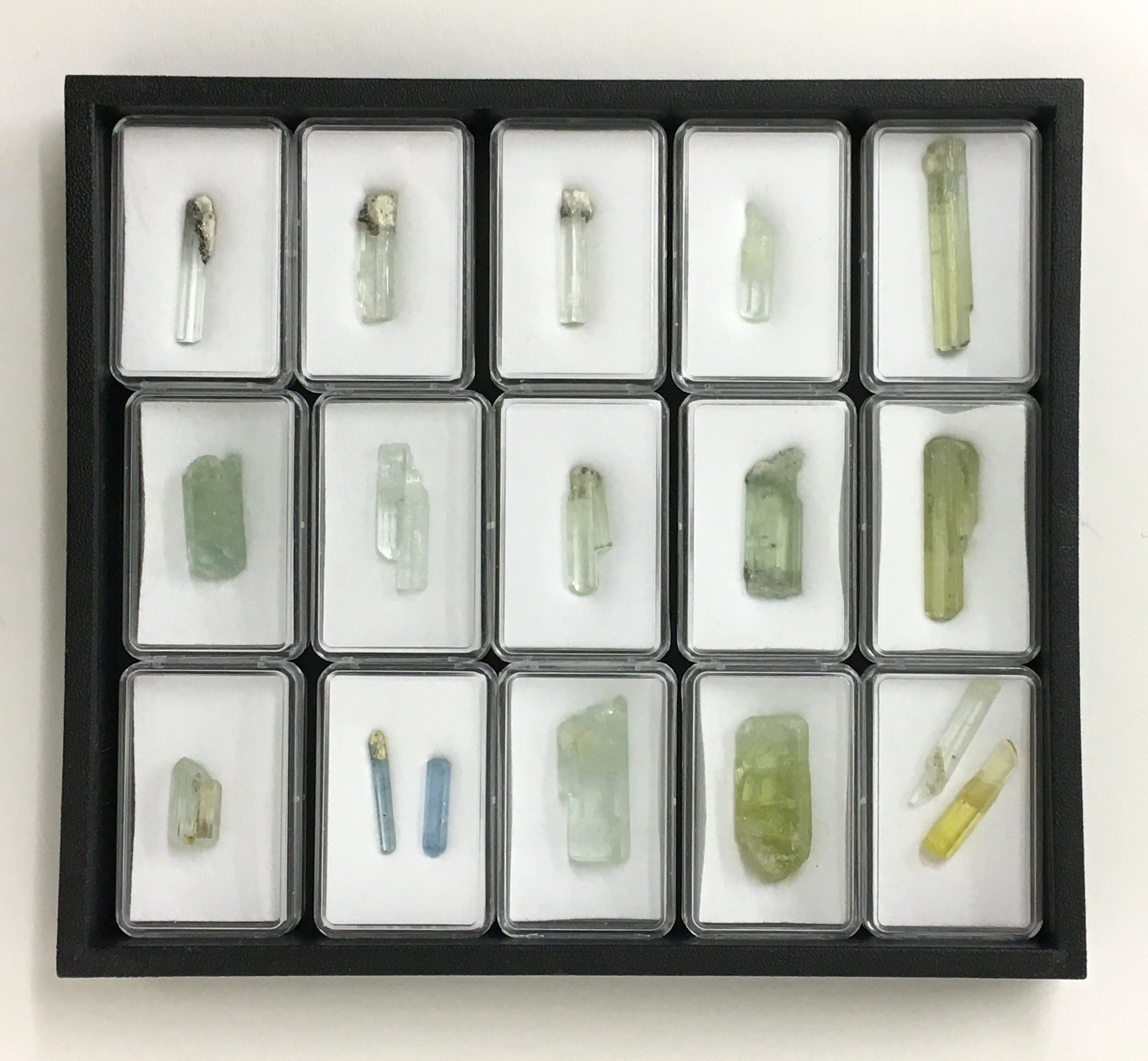 BERYL CRYSTALS IN TRAY