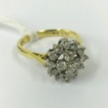 18CT YELLOW GOLD & 17 STONE DIAMOND RING - APPROX 0.70CTS - SIZE L