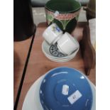 A selection of vintage ceramics including Biltons